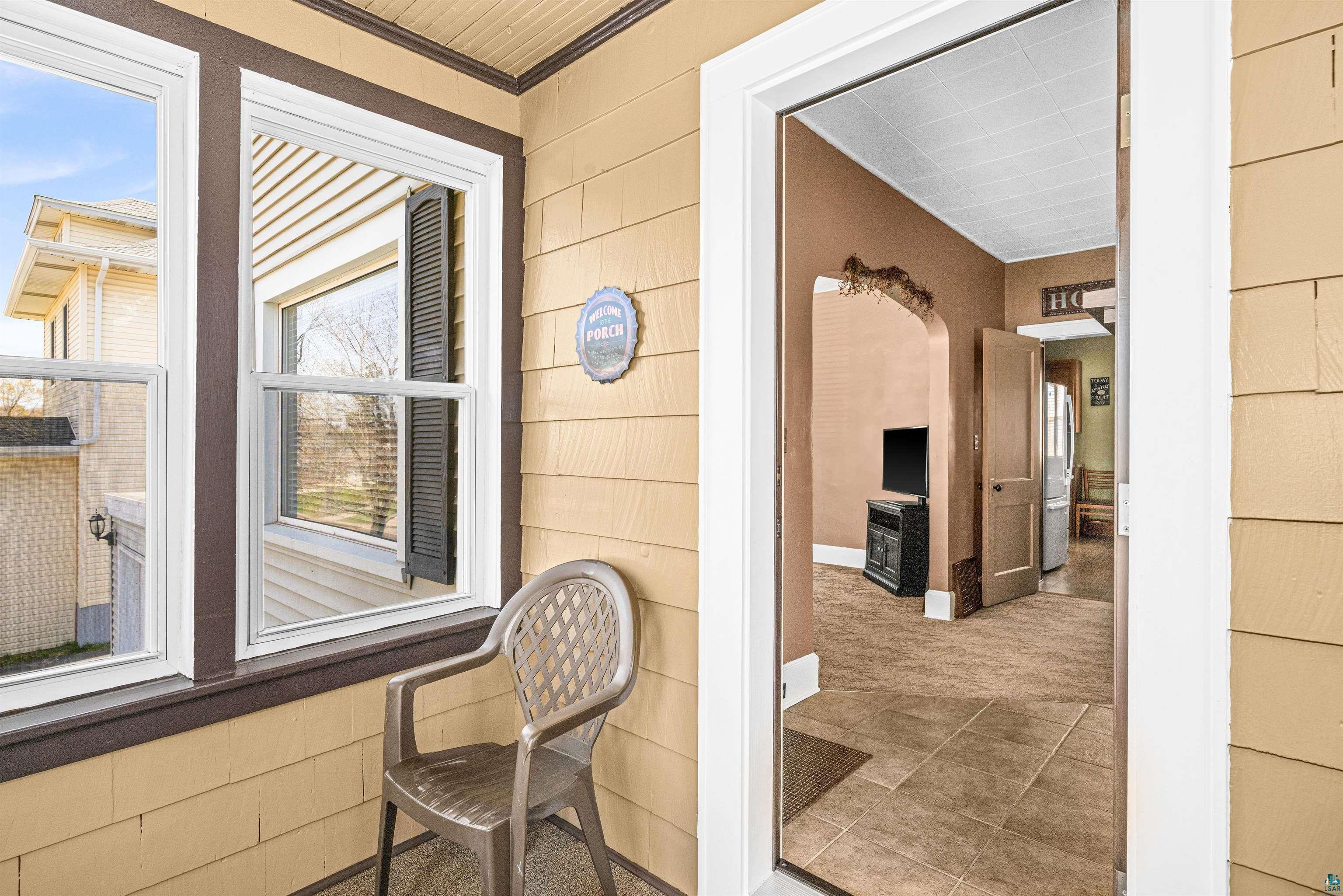 244 W Faribault St, Duluth, MN 55803 Listing Photo  16