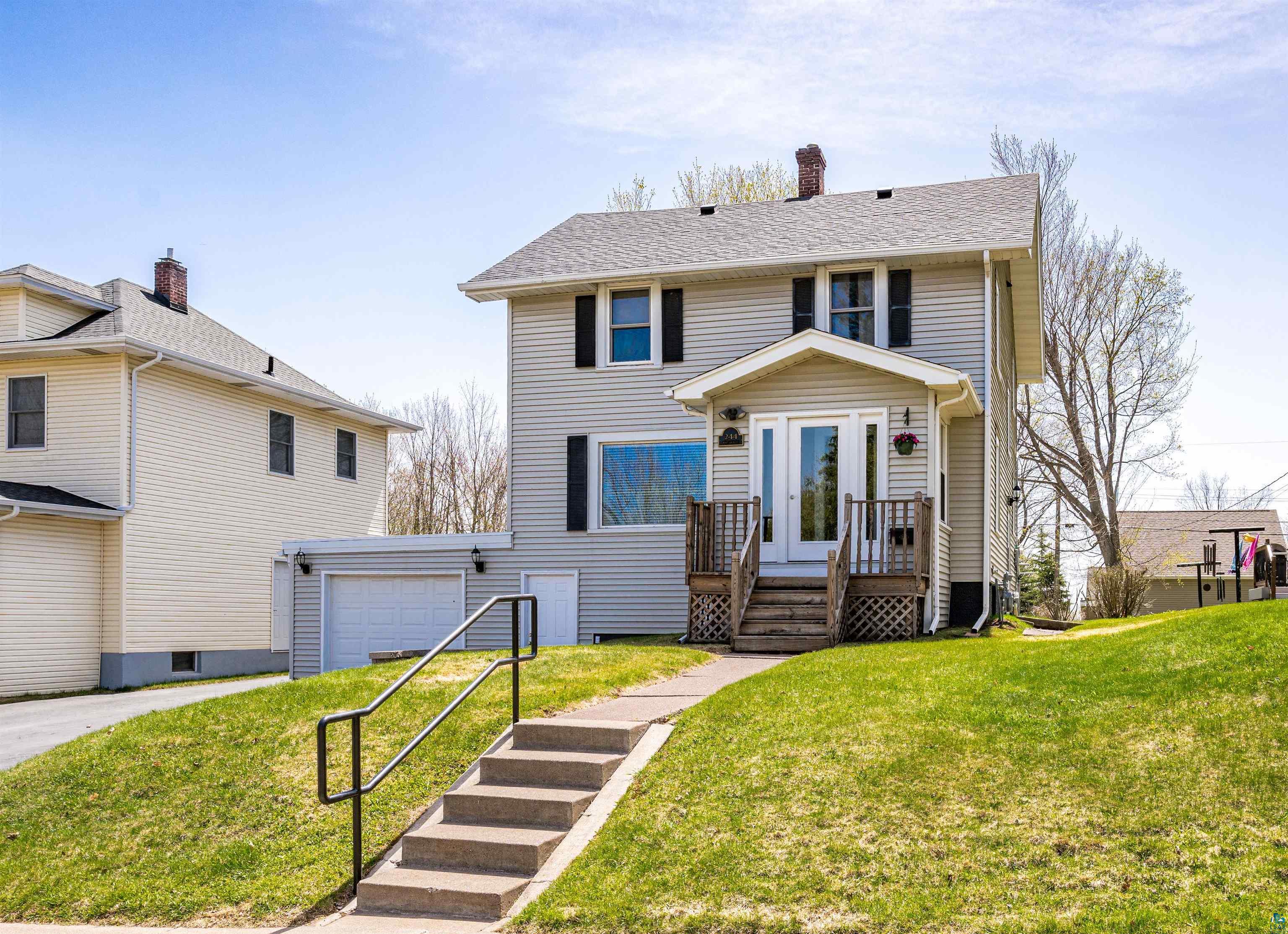 244 W Faribault St, Duluth, MN 55803 Listing Photo  3