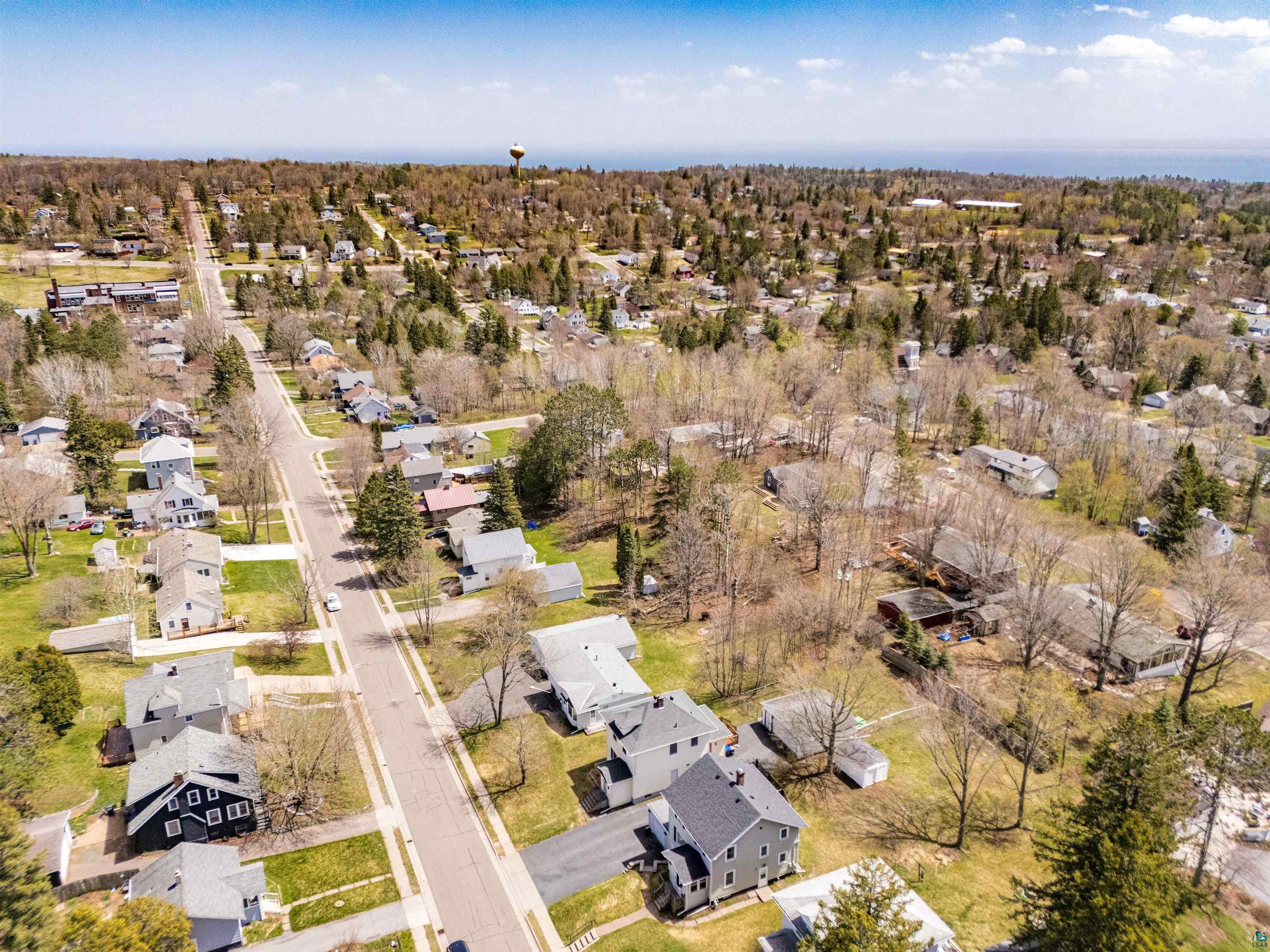 244 W Faribault St, Duluth, MN 55803 Listing Photo  39