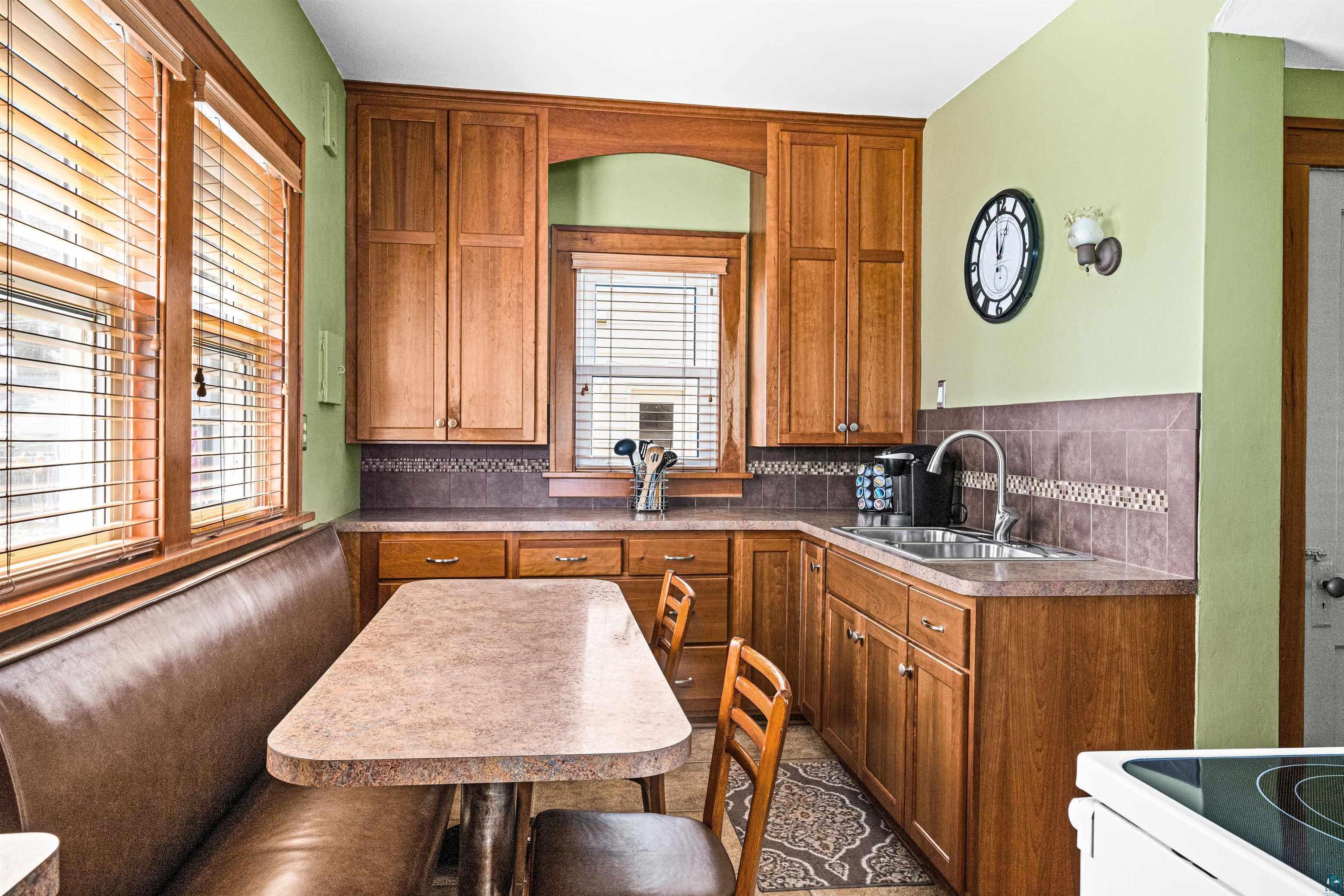 244 W Faribault St, Duluth, MN 55803 Listing Photo  6
