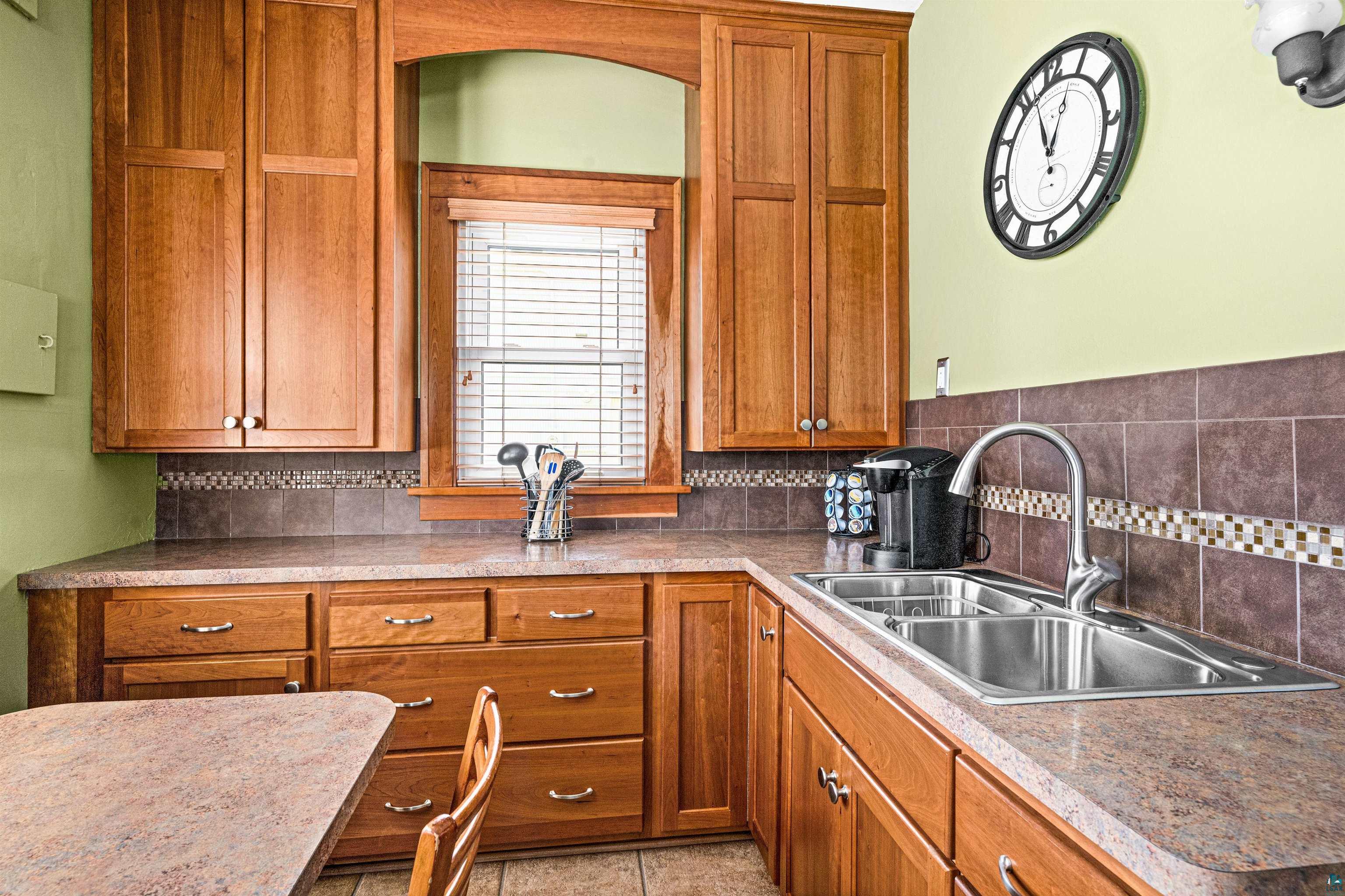 244 W Faribault St, Duluth, MN 55803 Listing Photo  7