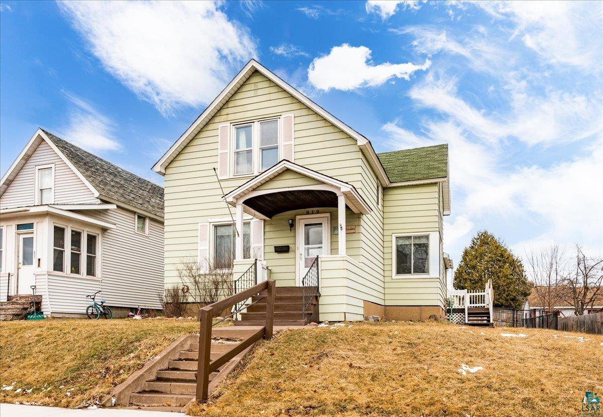 819 6th Ave, Two Harbors, MN 55616 Listing Photo  1