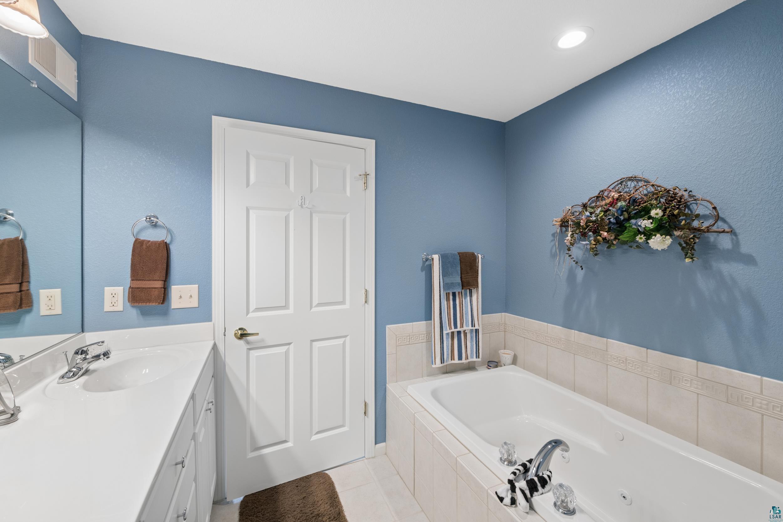 34590 Bay View Rd, #801, Bayfield, WI 54814 Listing Photo  15
