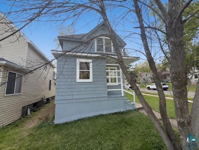 1127 N 46th Ave E, Duluth, MN 55804 Listing Photo  1