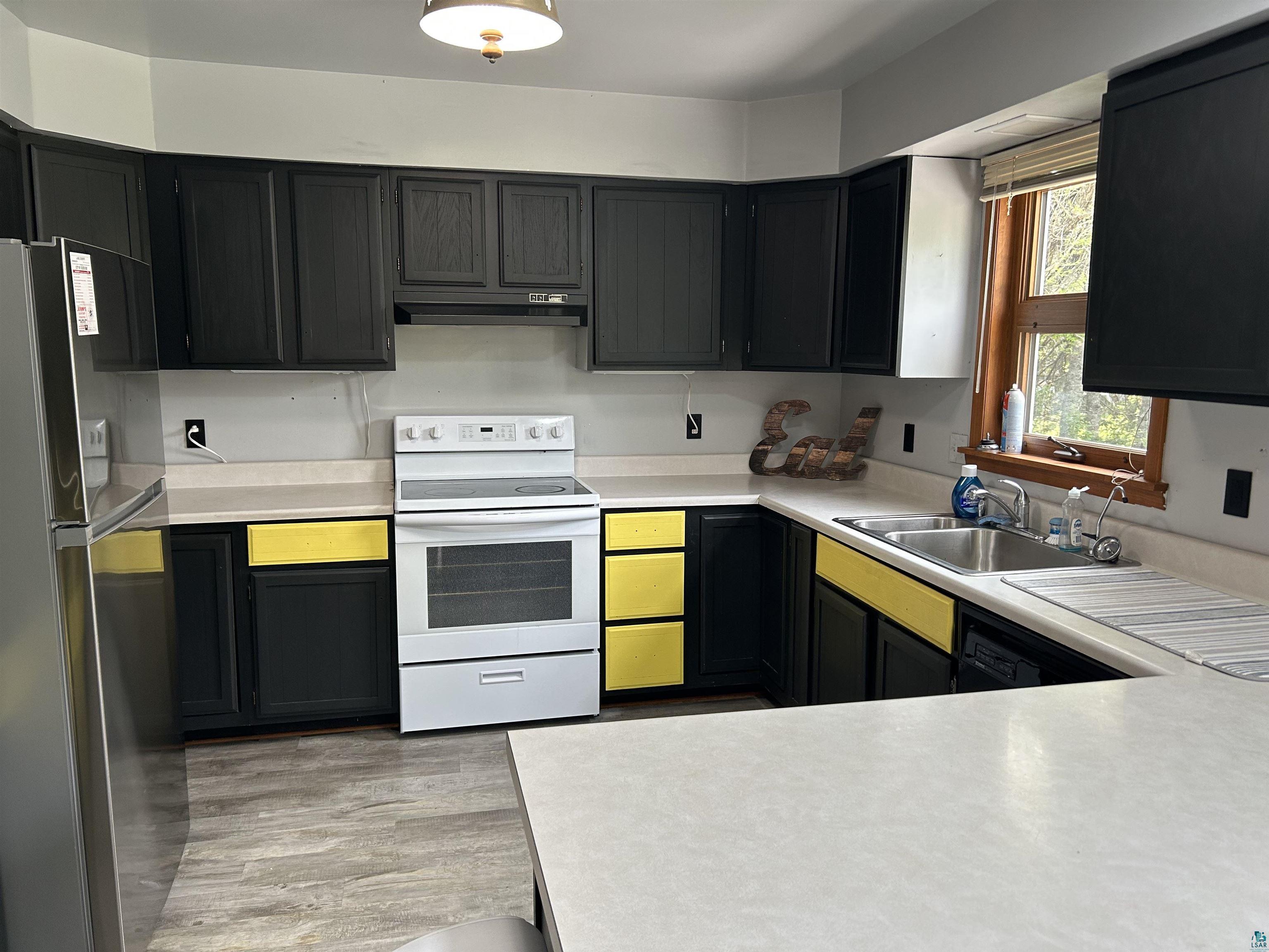 6085 Highway 1, Silver Bay, MN 55614 Listing Photo  19