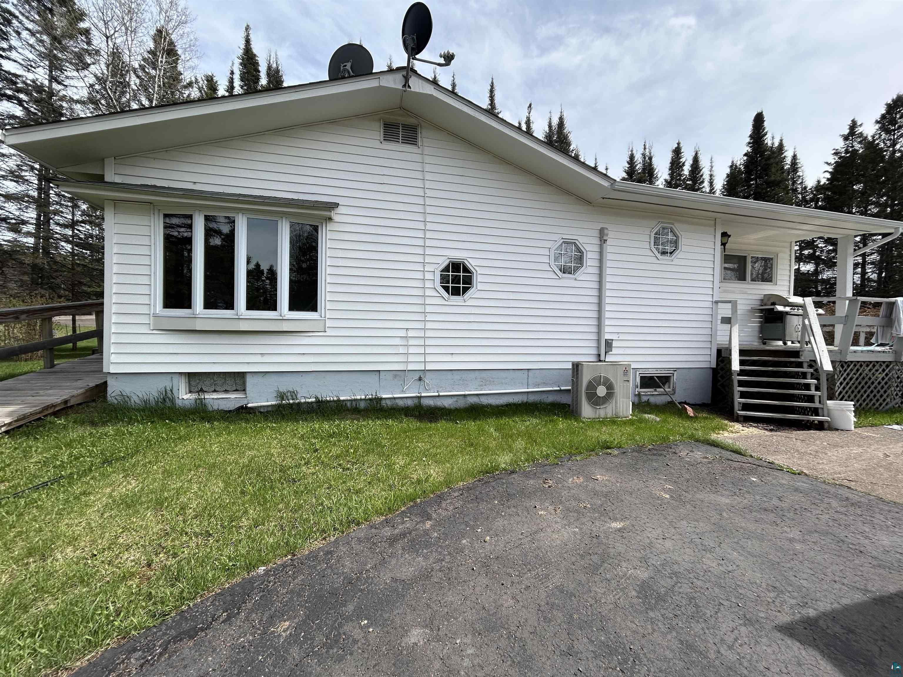 6085 Highway 1, Silver Bay, MN 55614 Listing Photo  3