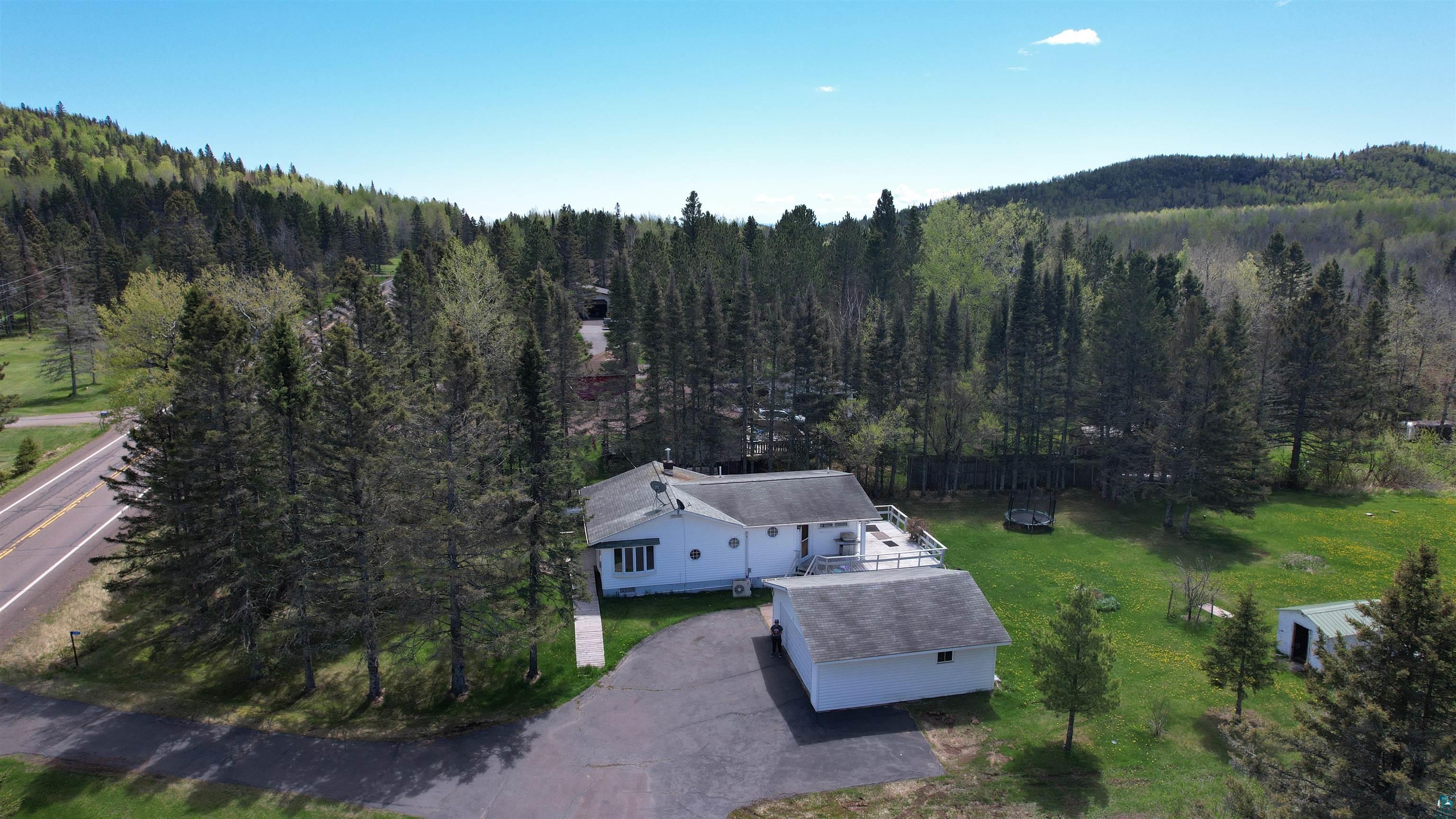 6085 Highway 1, Silver Bay, MN 55614 Listing Photo  29