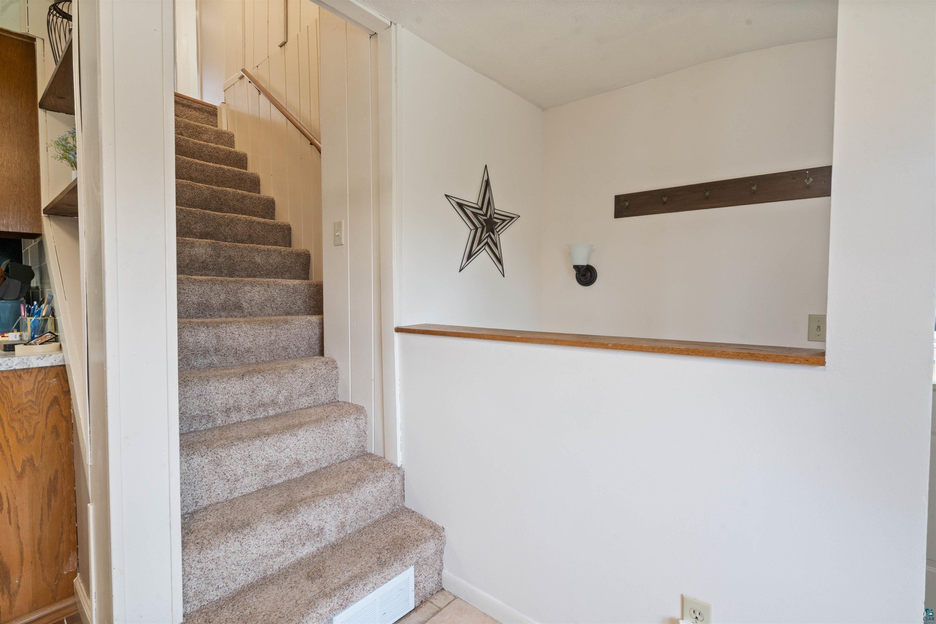2316 Piedmont Ave, Duluth, MN 55811 Listing Photo  13