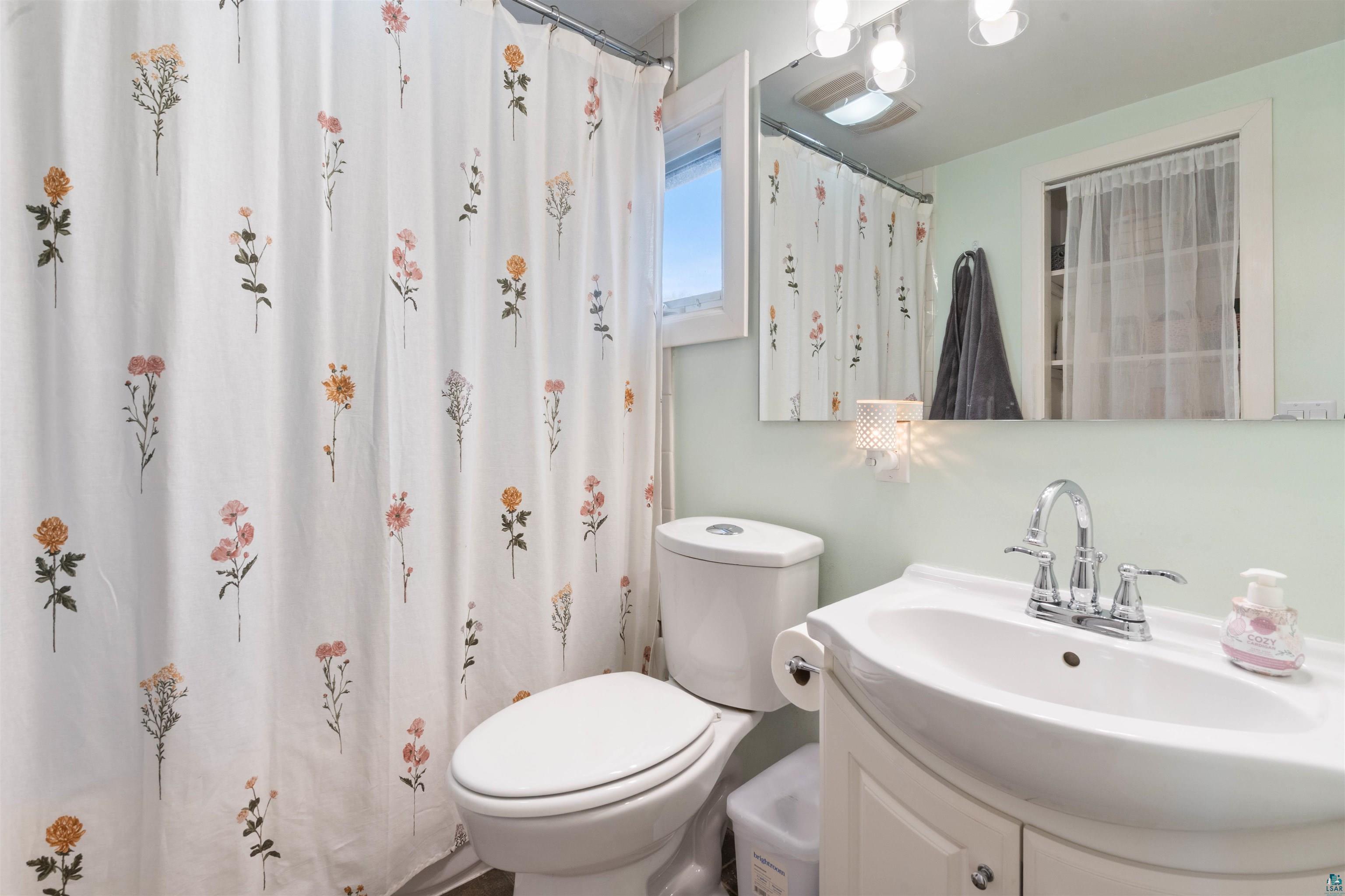 2316 Piedmont Ave, Duluth, MN 55811 Listing Photo  15