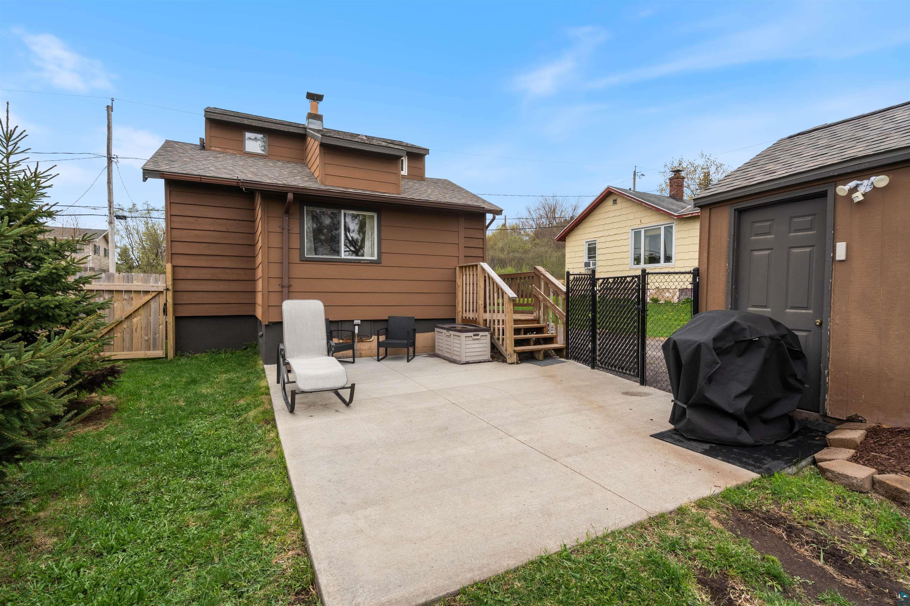 2316 Piedmont Ave, Duluth, MN 55811 Listing Photo  22