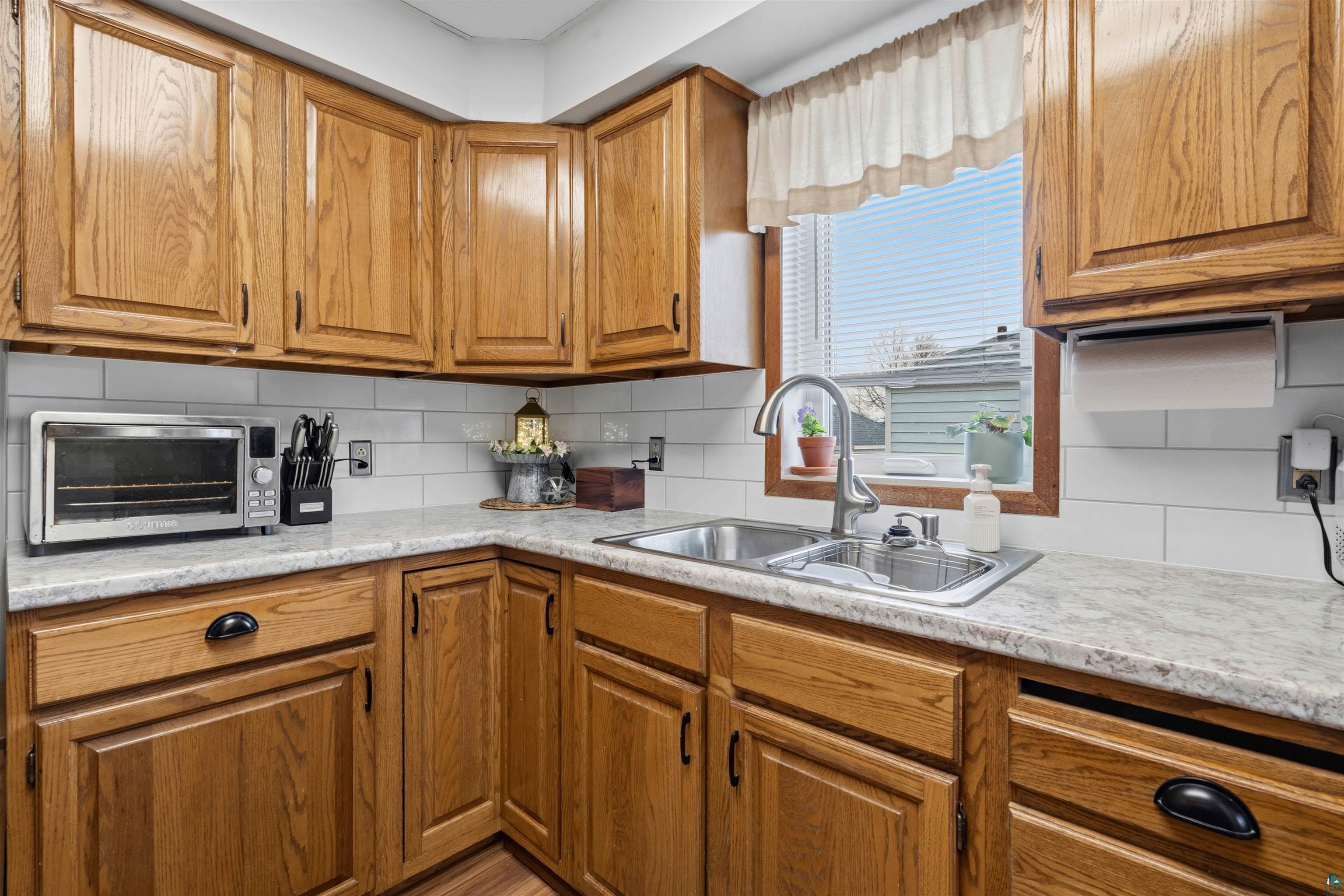 2316 Piedmont Ave, Duluth, MN 55811 Listing Photo  9