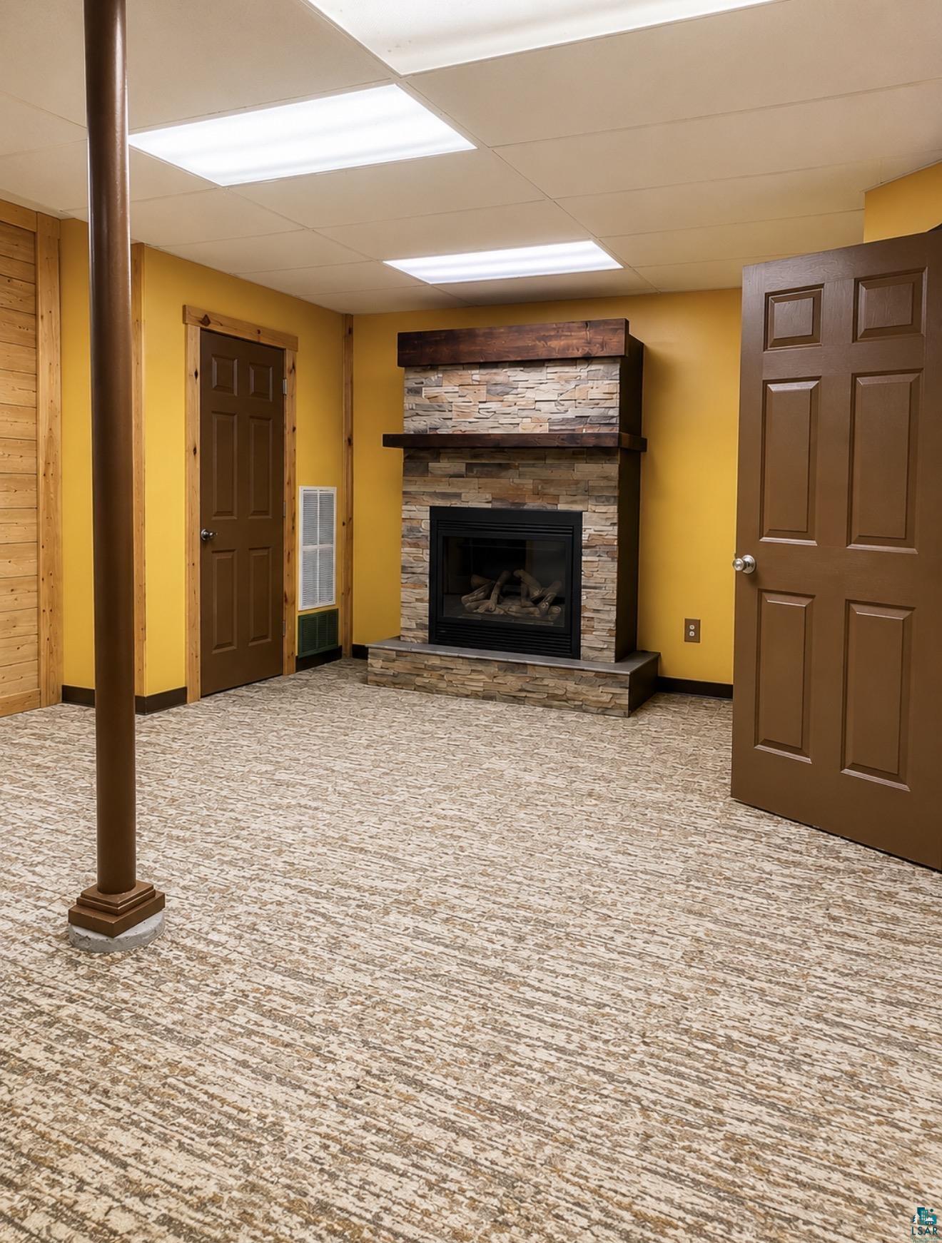 800 E 40th St, Hibbing, MN 55746 Listing Photo  3