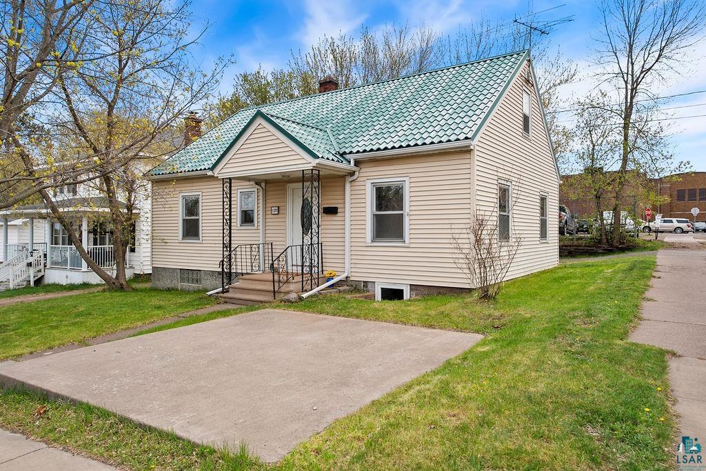 122 3rd St, Cloquet, MN 55720 Listing Photo  1