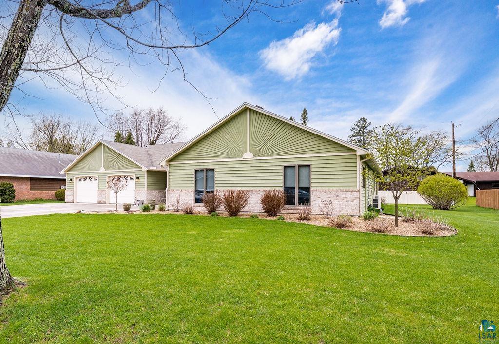 15 Vergennes St, Superior, WI 54880 Listing Photo  31