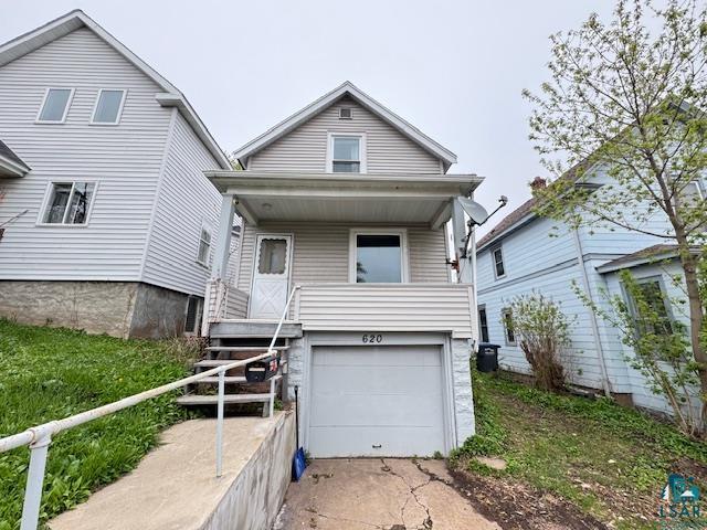 620 N 11th Ave E, Duluth, MN 55806 Listing Photo  1