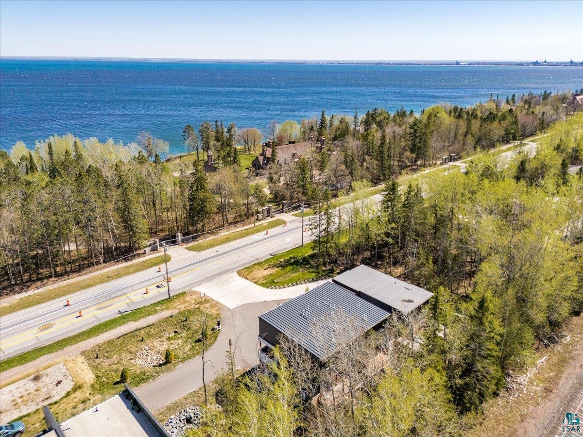 3631 London Rd, Duluth, MN 55804 Listing Photo  3