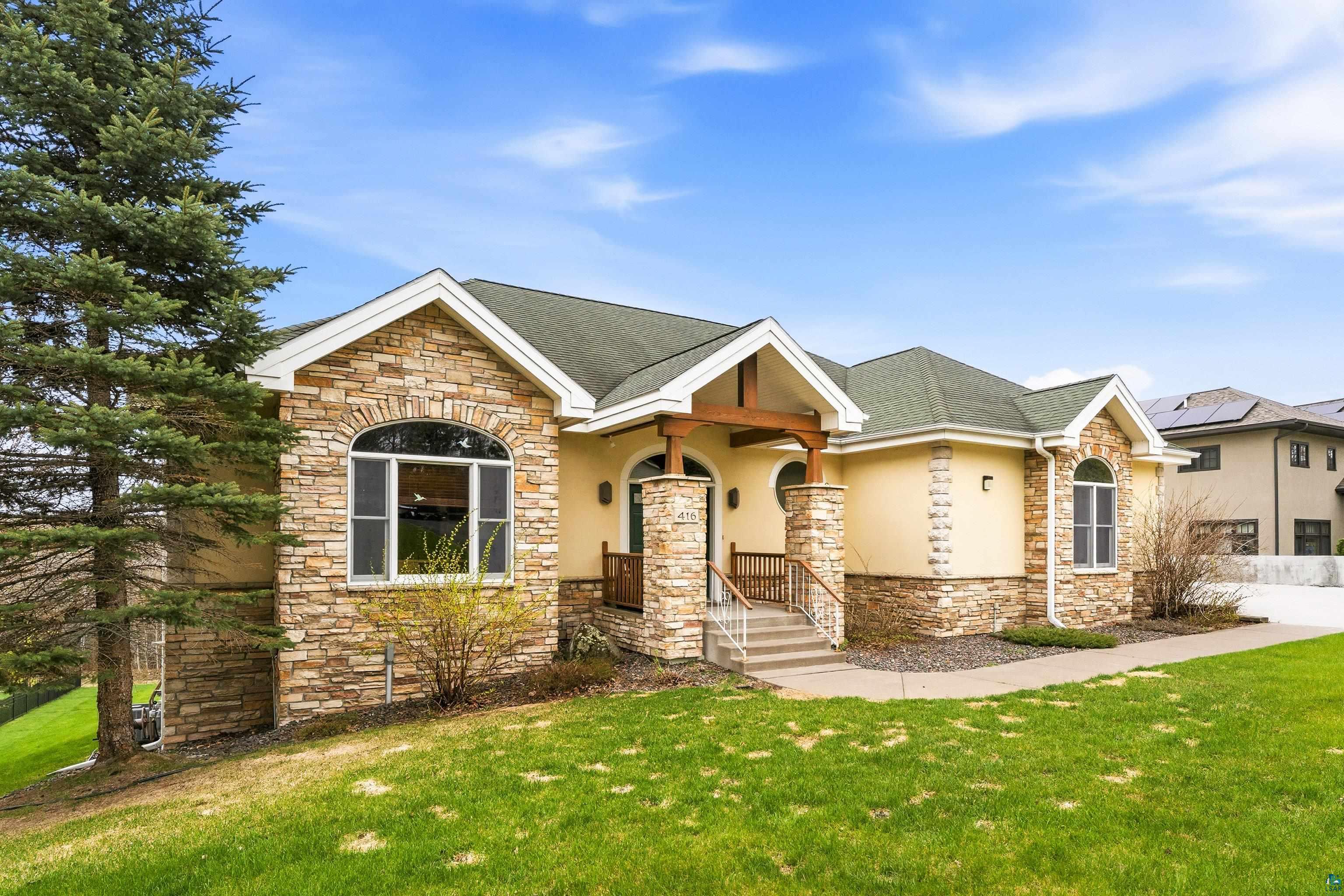 416 Hastings Dr, Duluth, MN 55803 Listing Photo  1
