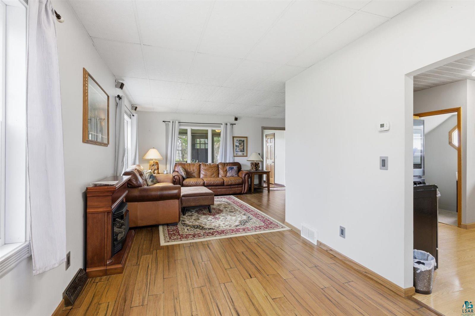 306 W 1st Ave N, Aurora, MN 55705 Listing Photo  13