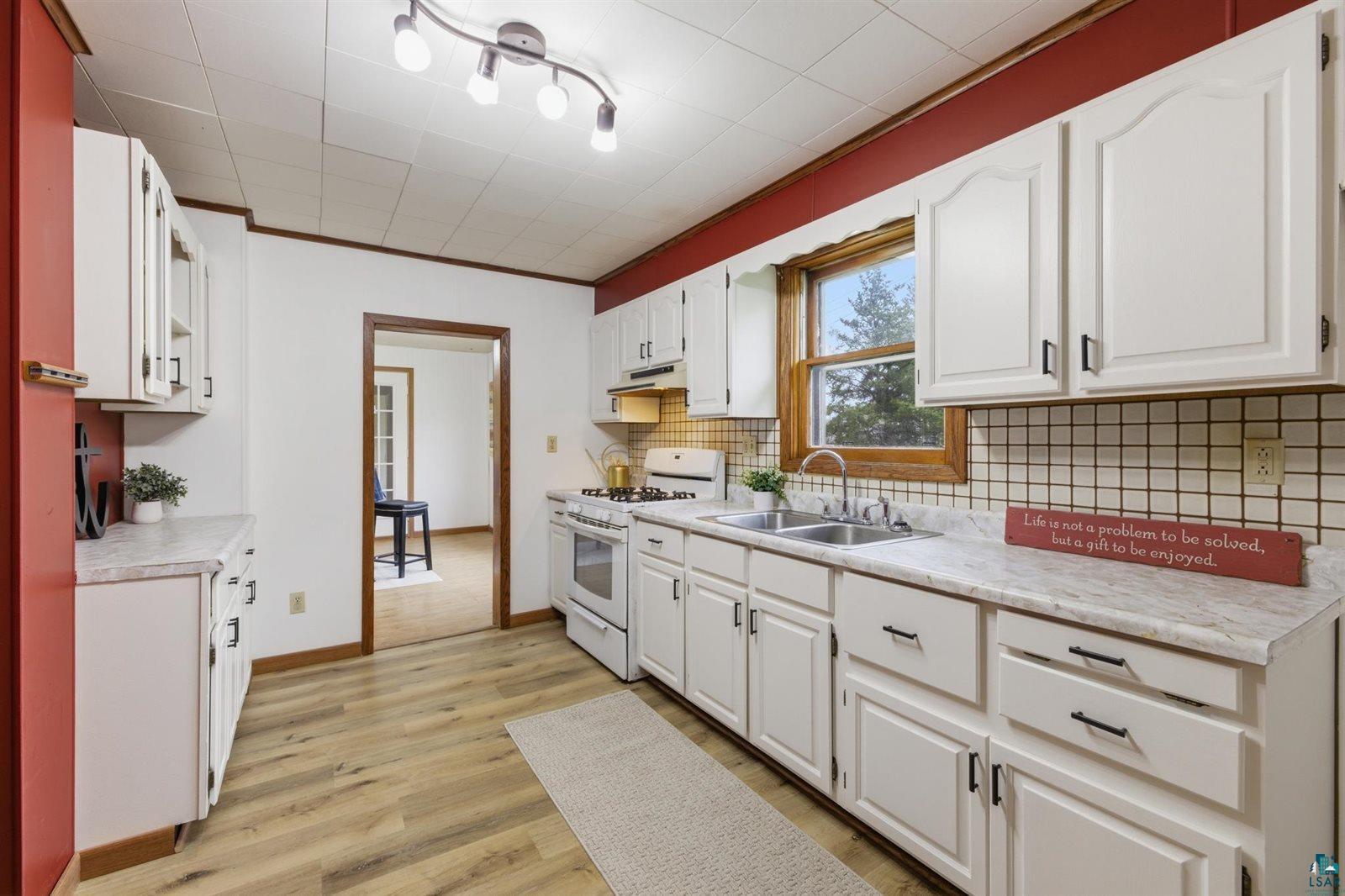 4781 Cedar Island Dr, Eveleth, MN 55734 Listing Photo  7