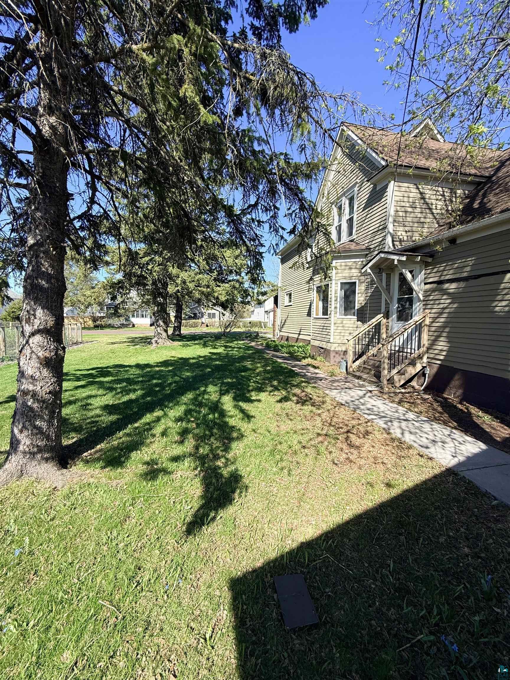 5314 E 3rd St, Superior, WI 54880 Listing Photo  24