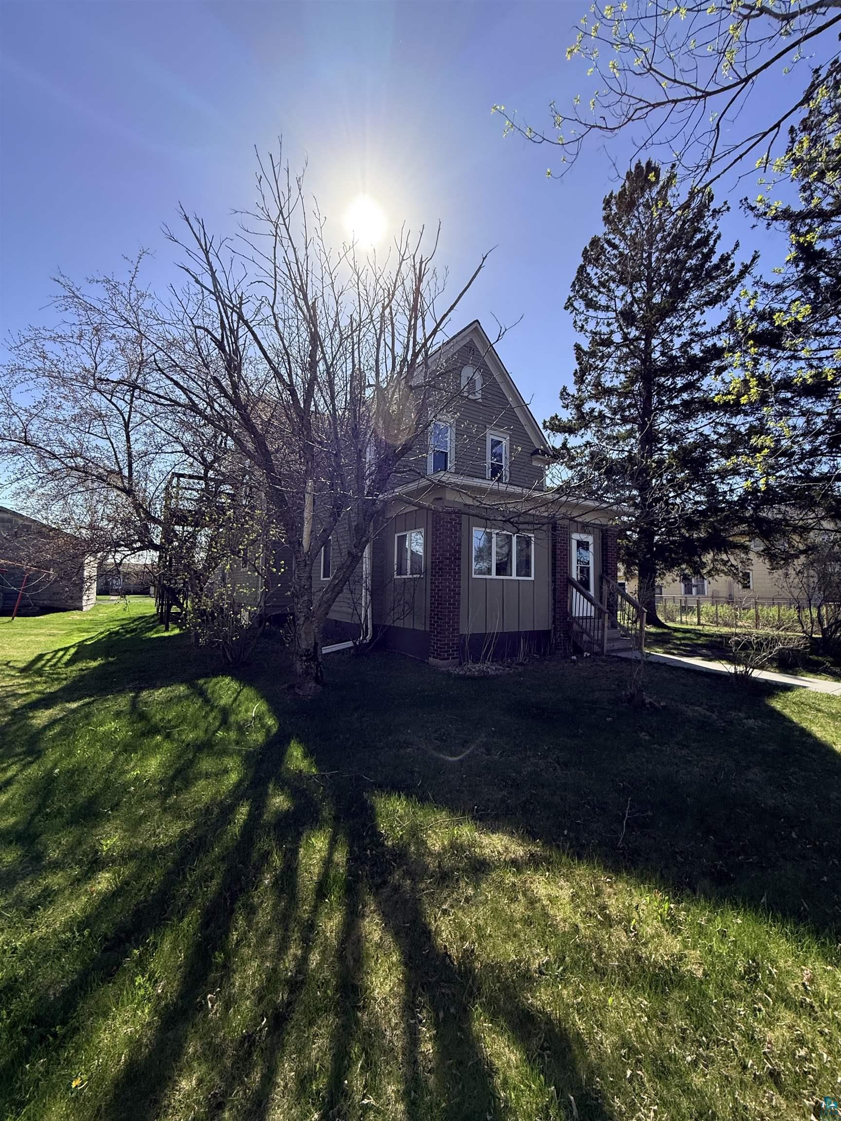 5314 E 3rd St, Superior, WI 54880 Listing Photo  4