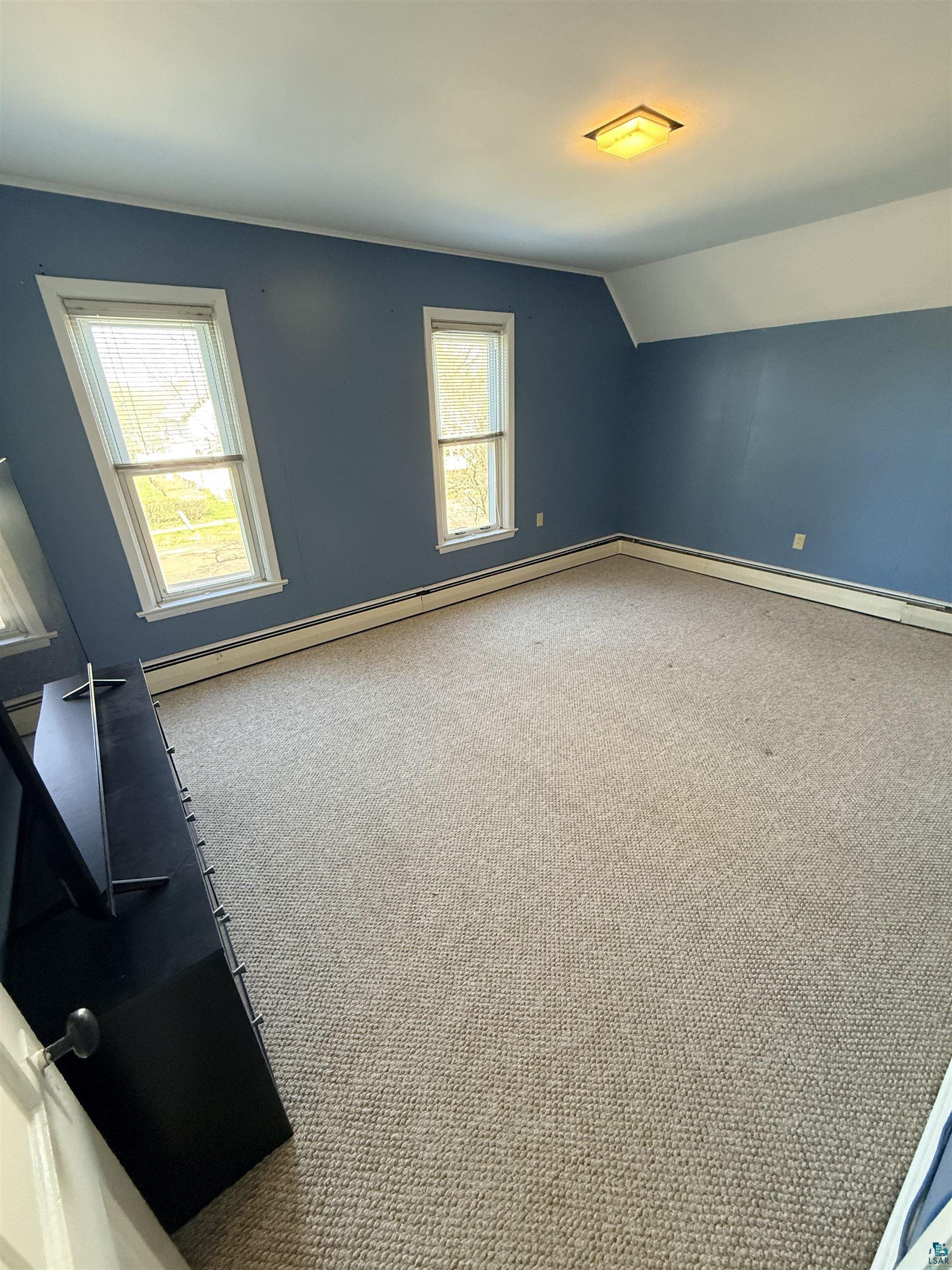 5314 E 3rd St, Superior, WI 54880 Listing Photo  39