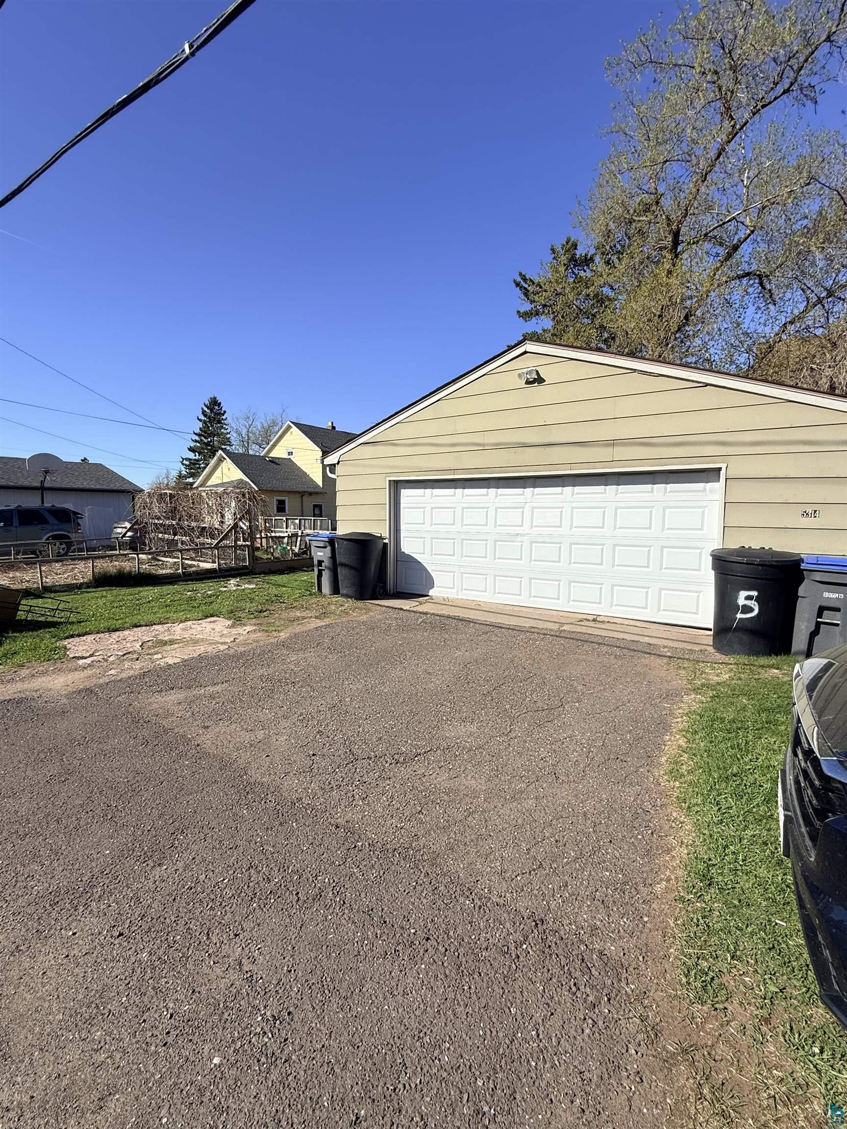 5314 E 3rd St, Superior, WI 54880 Listing Photo  53