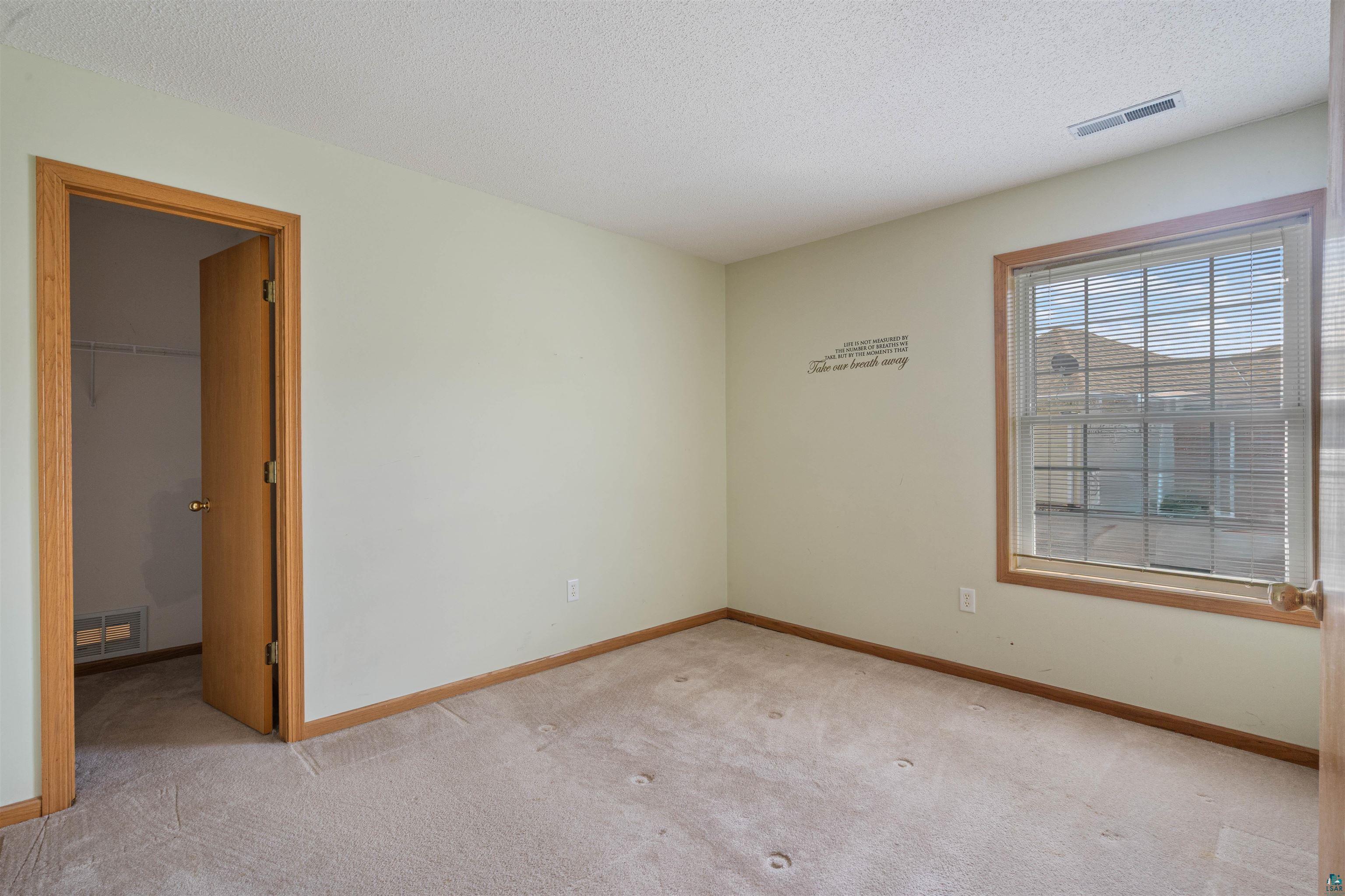2116 Miller Creek Dr, #33, Duluth, MN 55811 Listing Photo  15