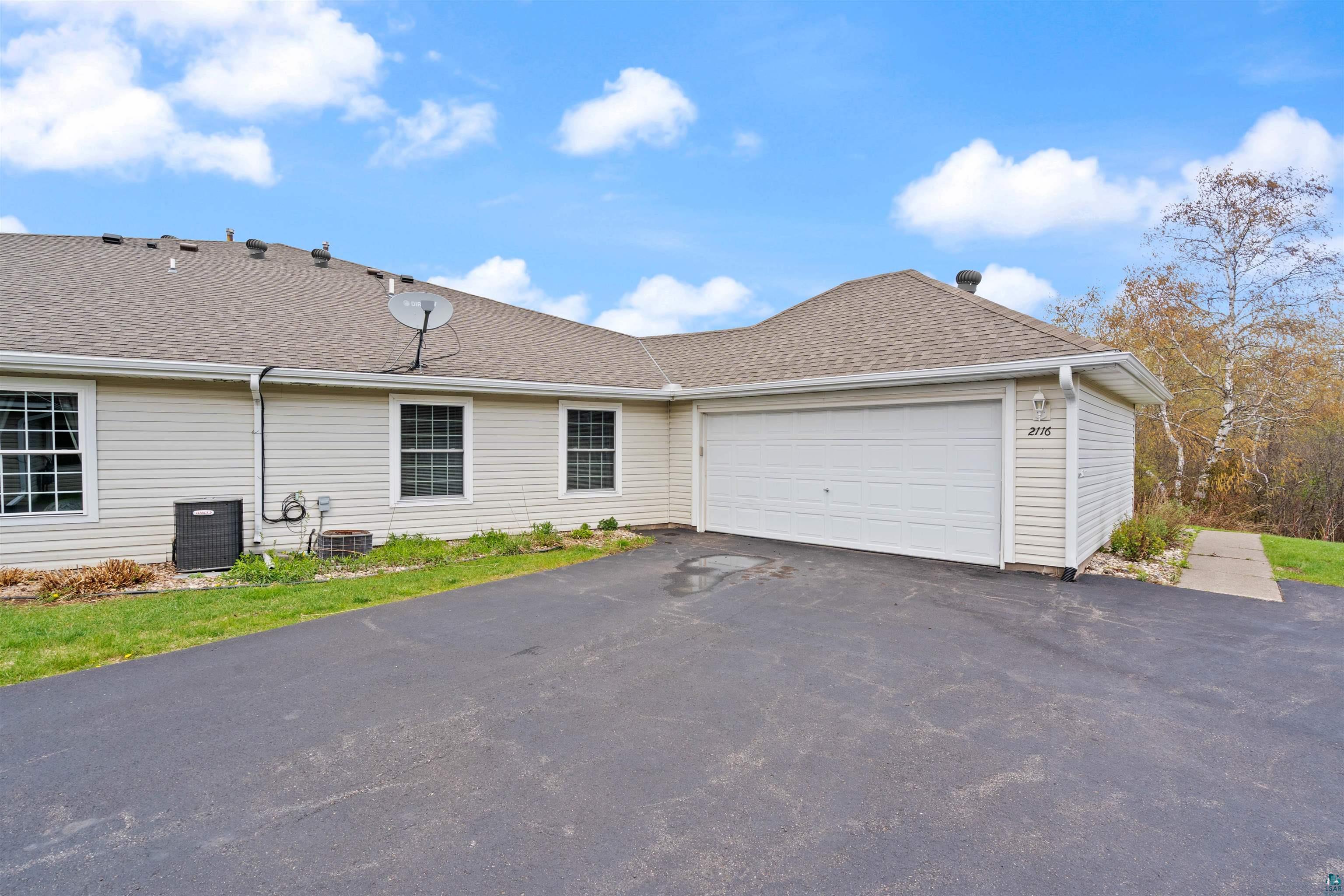 2116 Miller Creek Dr, #33, Duluth, MN 55811 Listing Photo  20