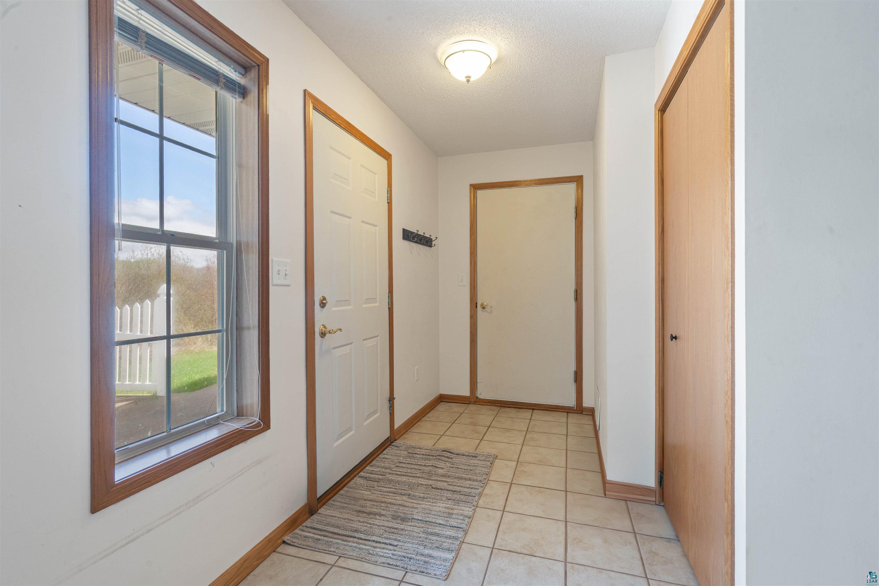 2116 Miller Creek Dr, #33, Duluth, MN 55811 Listing Photo  3