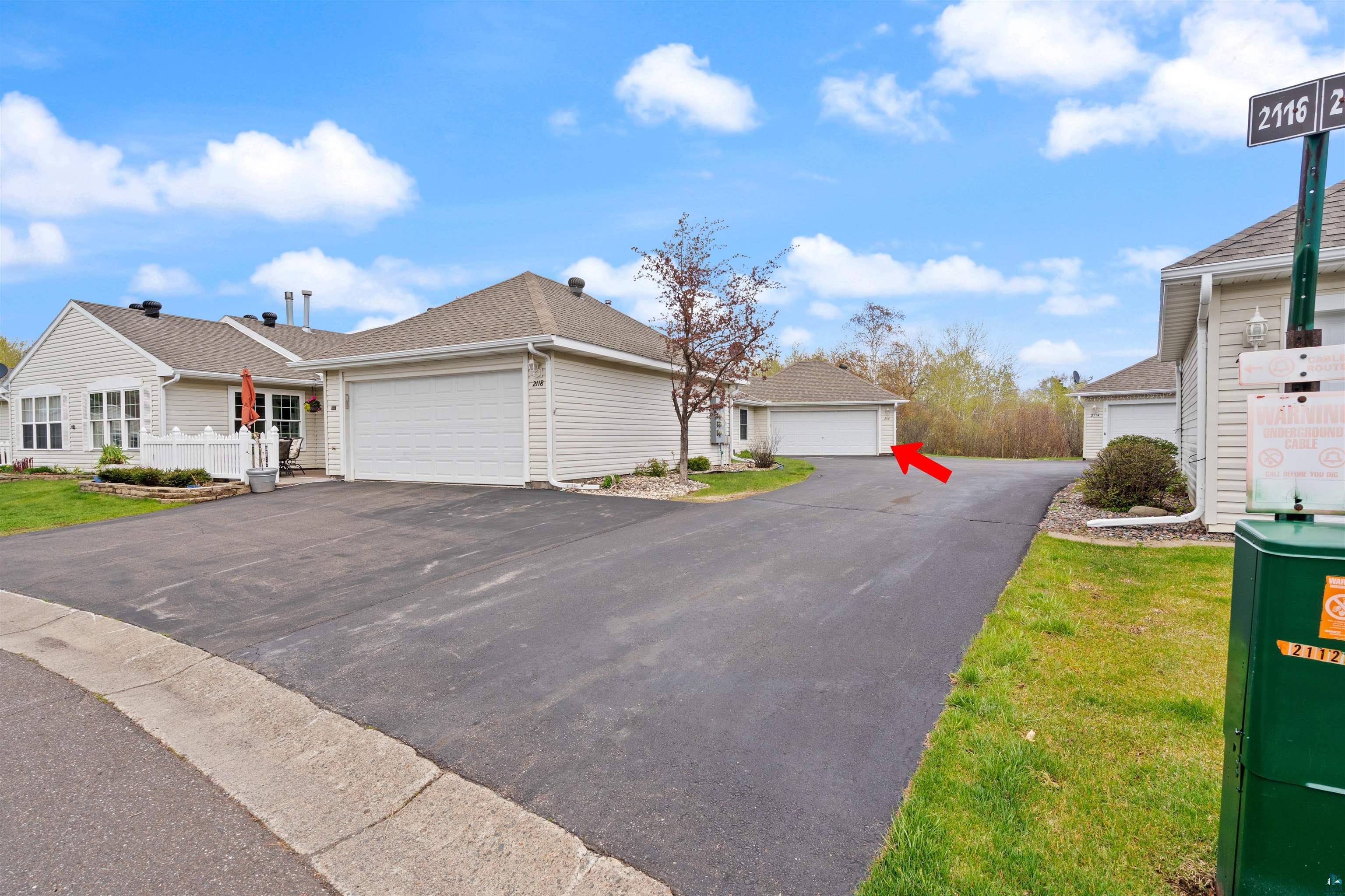 2116 Miller Creek Dr, #33, Duluth, MN 55811 Listing Photo  21