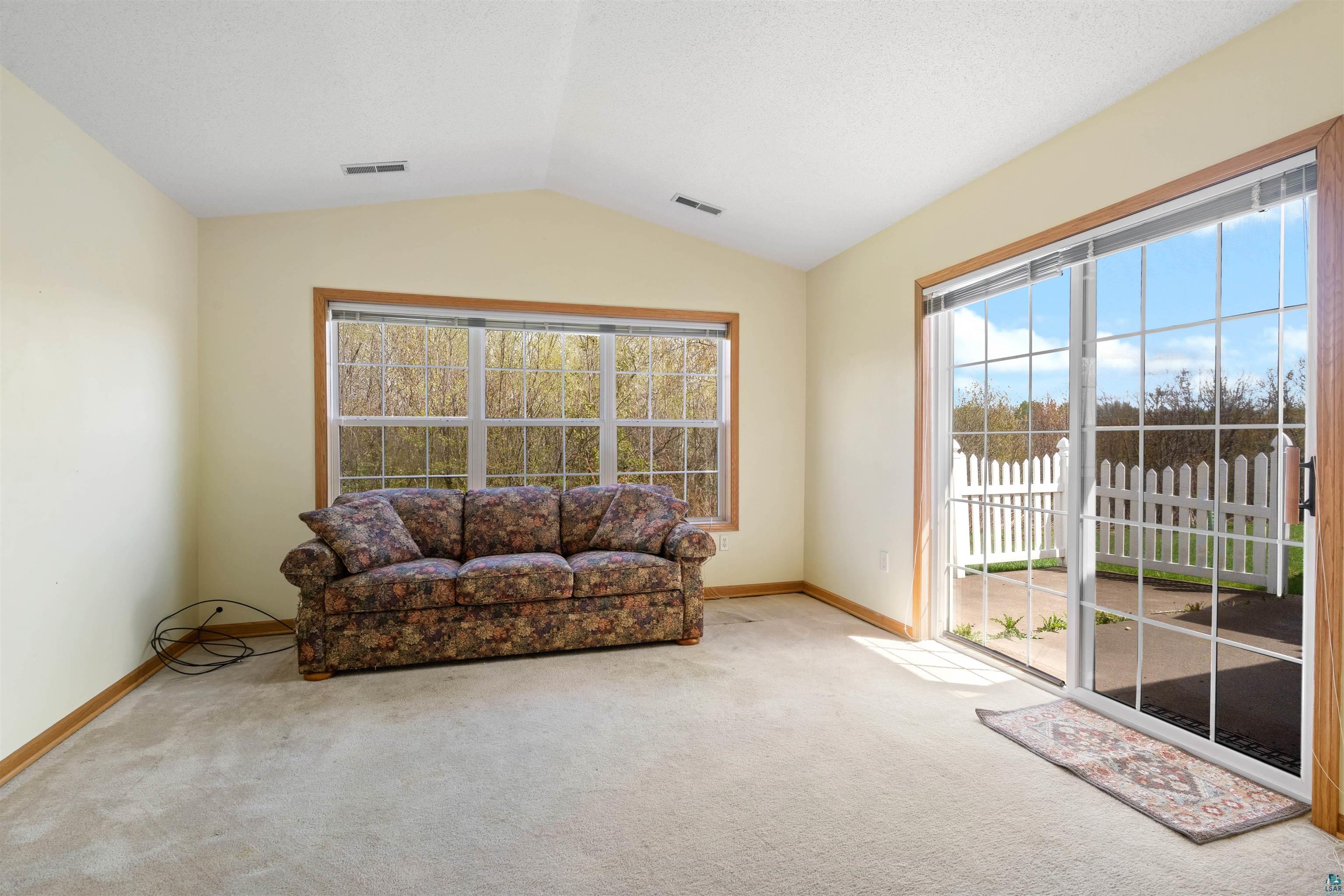 2116 Miller Creek Dr, #33, Duluth, MN 55811 Listing Photo  6