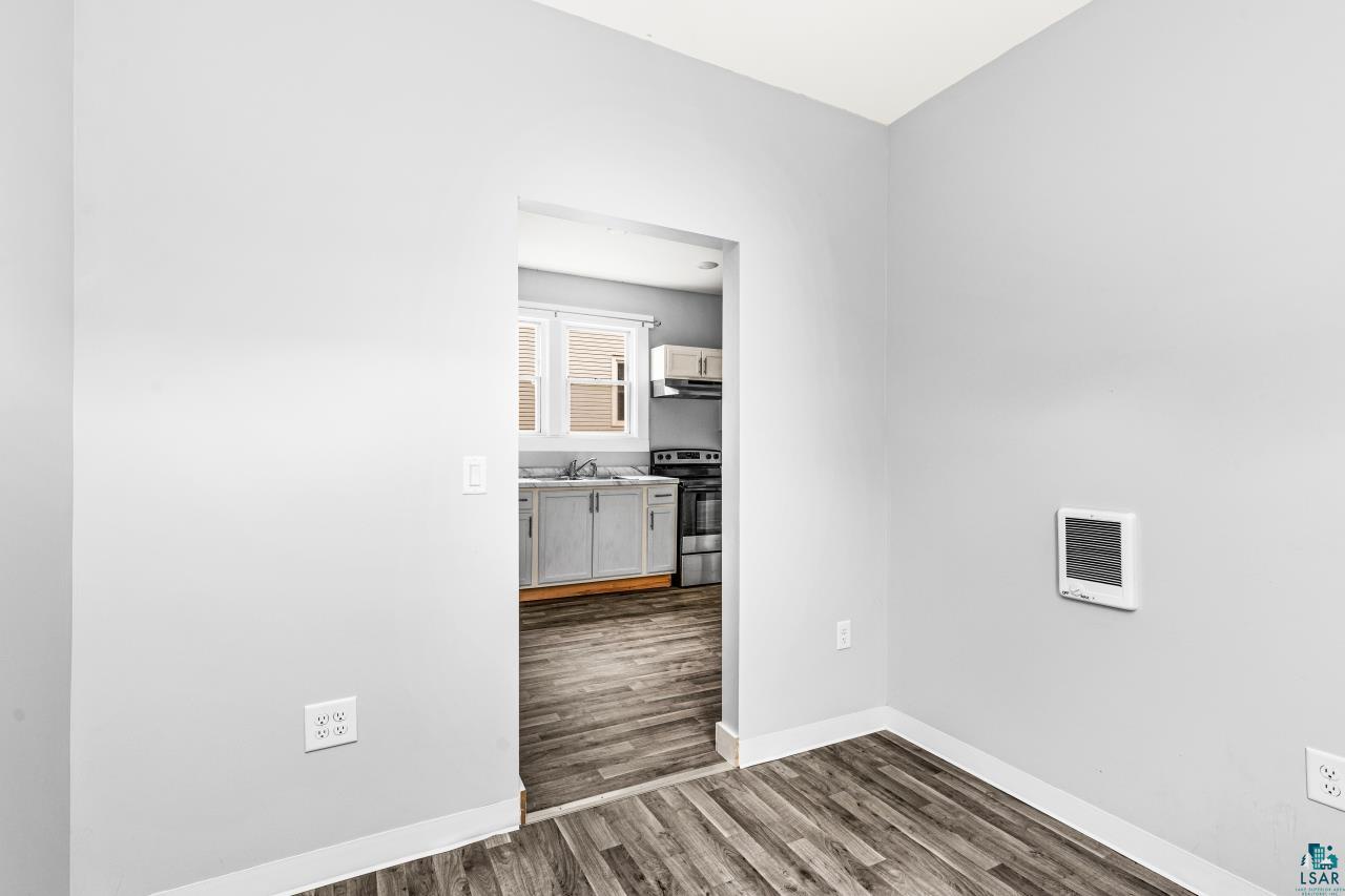 2815 W 3rd St, Duluth, MN 55806 Listing Photo  22