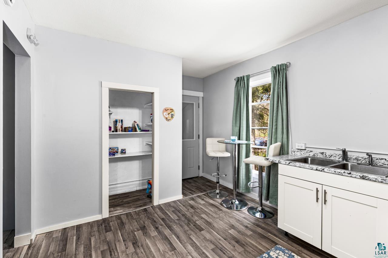 2815 W 3rd St, Duluth, MN 55806 Listing Photo  38