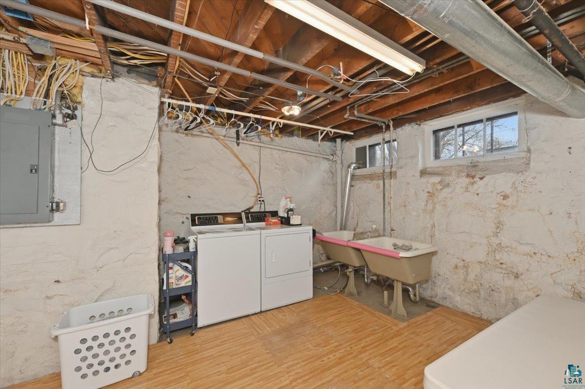 4203 Robinson St, Duluth, MN 55804 Listing Photo  41