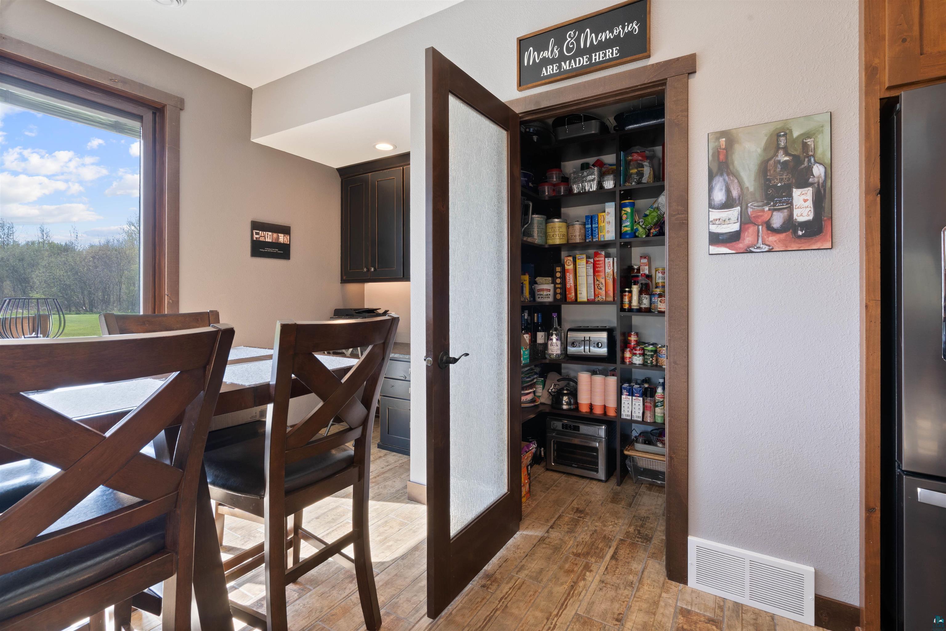 5378 Roosevelt Dr, Hermantown, MN 55811 Listing Photo  14