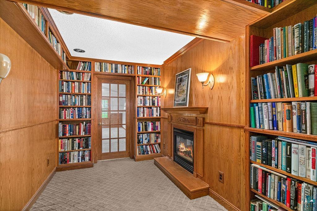 145 E Toledo St, Duluth, MN 55811 Listing Photo  3