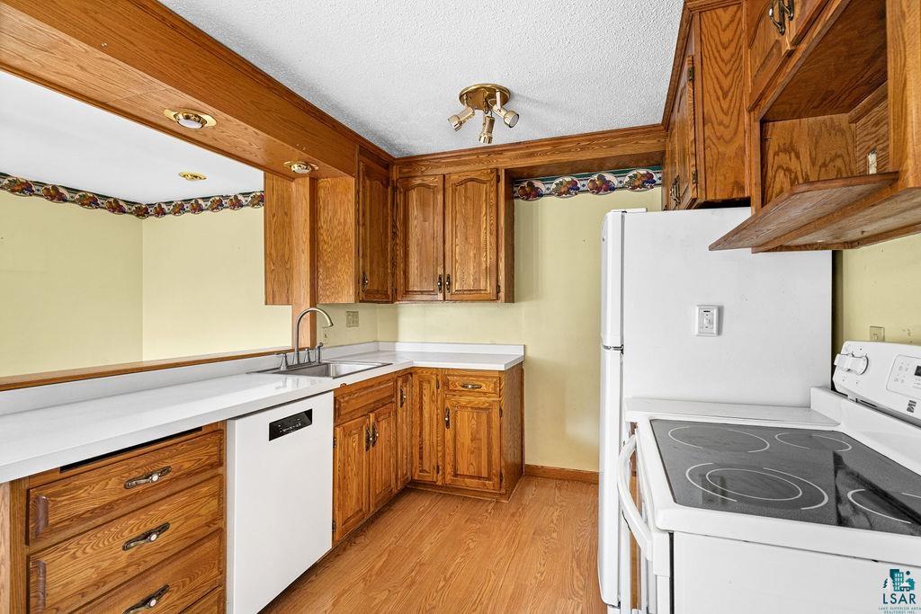 145 E Toledo St, Duluth, MN 55811 Listing Photo  9