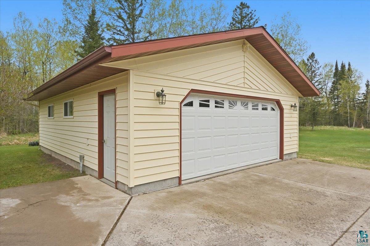 3584 E Gustafson Rd, Superior, WI 54880 Listing Photo  22