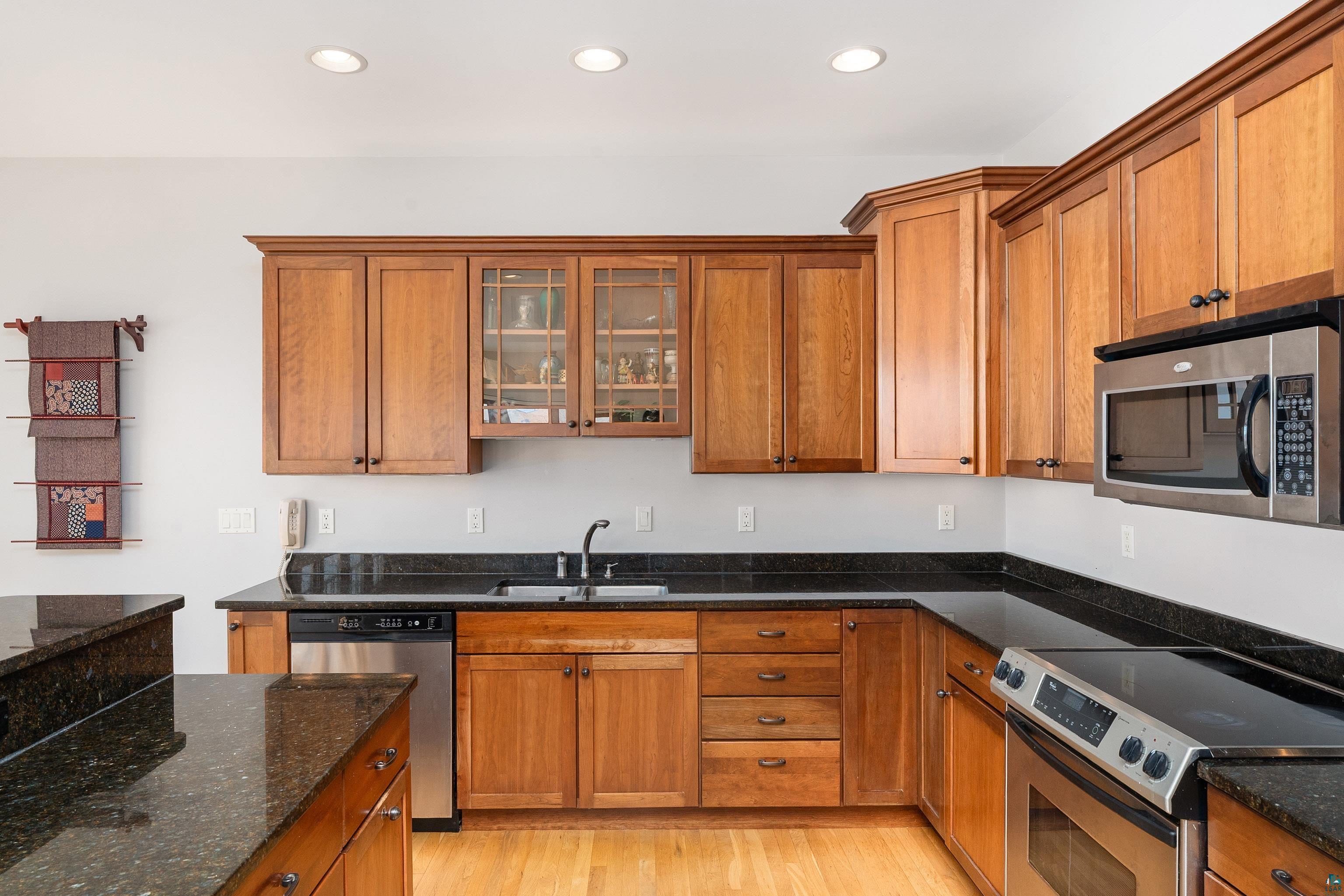 2310 Water St, #16, Duluth, MN 55812 Listing Photo  11
