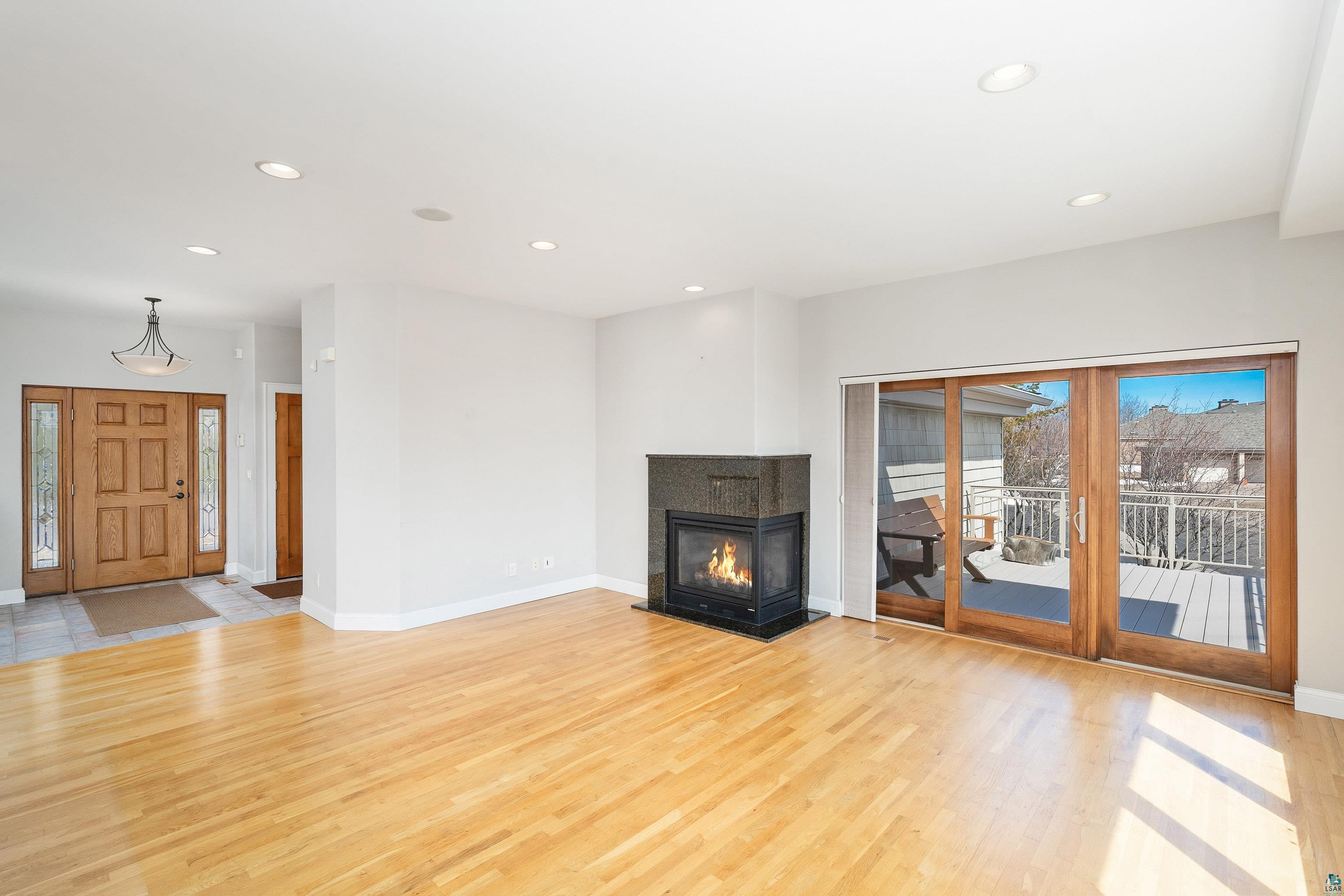 2310 Water St, #16, Duluth, MN 55812 Listing Photo  4
