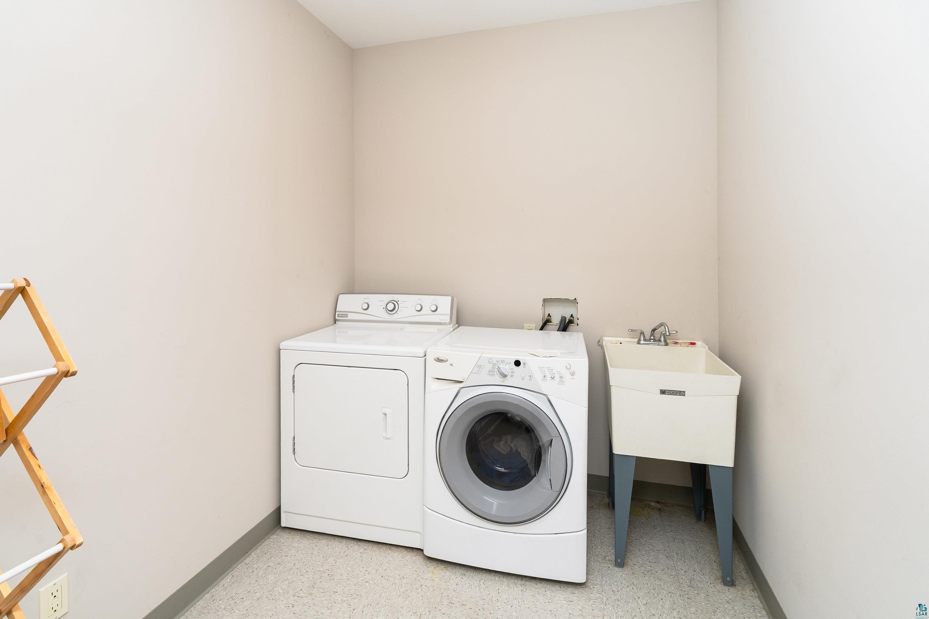 2310 Water St, #16, Duluth, MN 55812 Listing Photo  33