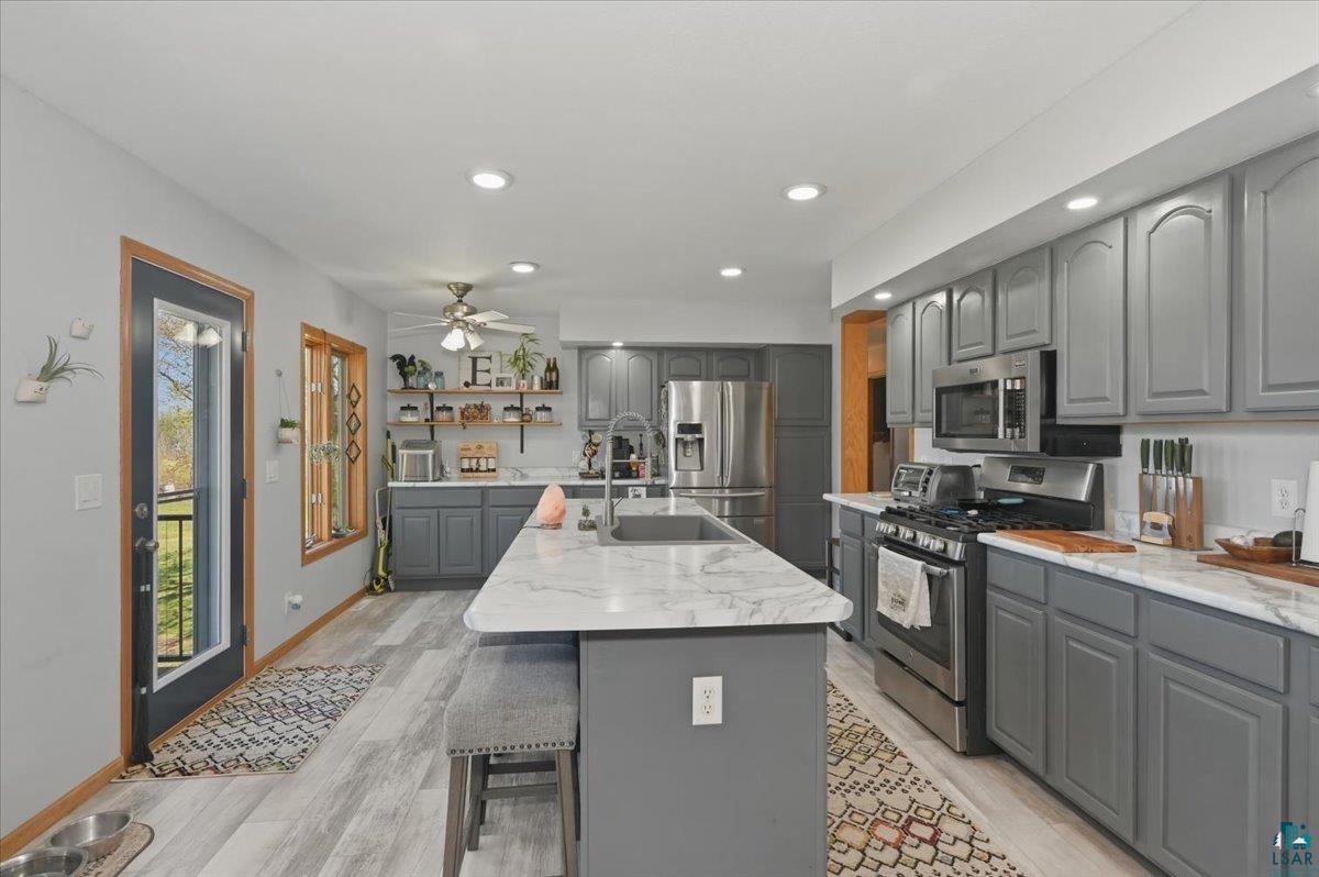 5887 W Marigold Ln, Esko, MN 55733 Listing Photo  4