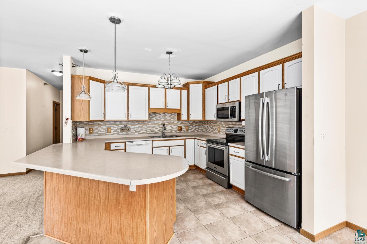 4042 Haines Rd, #205, Duluth, MN 55811 Listing Photo  4