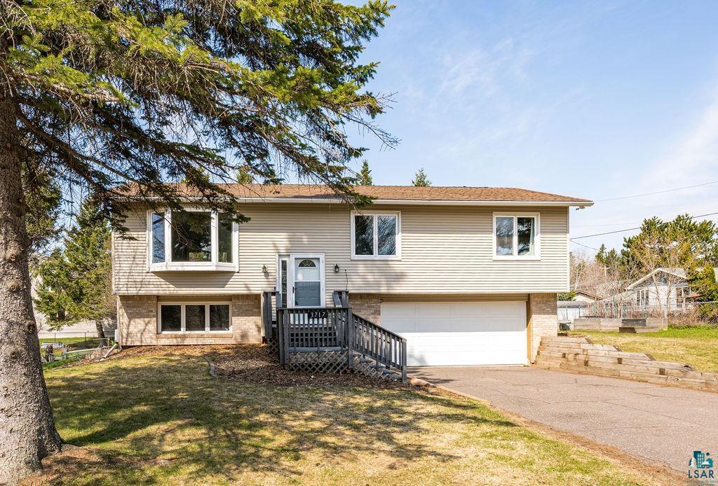 3717 Chambersburg Ave, Duluth, MN 55811 Listing Photo  1