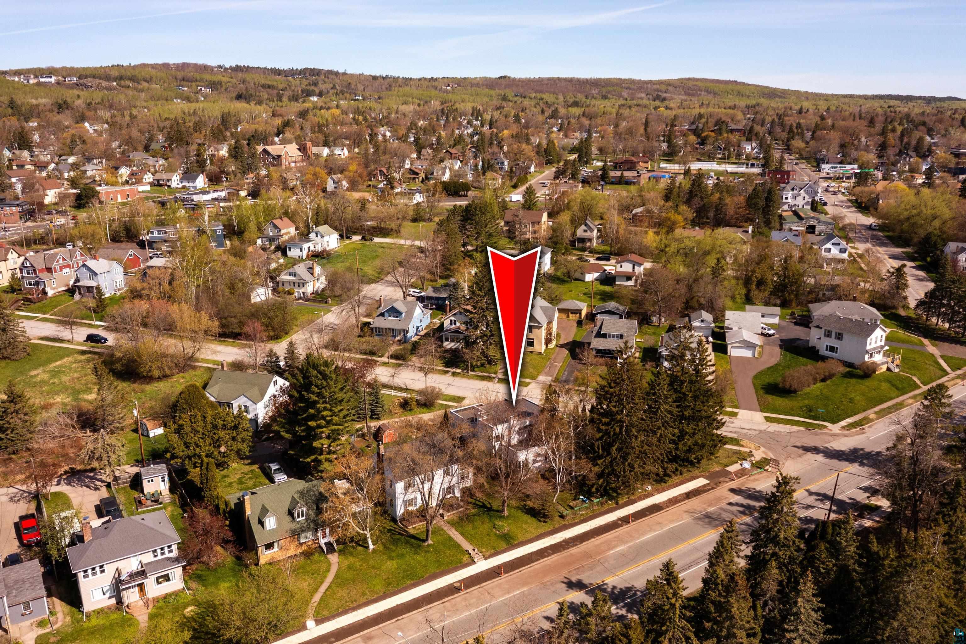 4631 London Rd, Duluth, MN 55804 Listing Photo  7