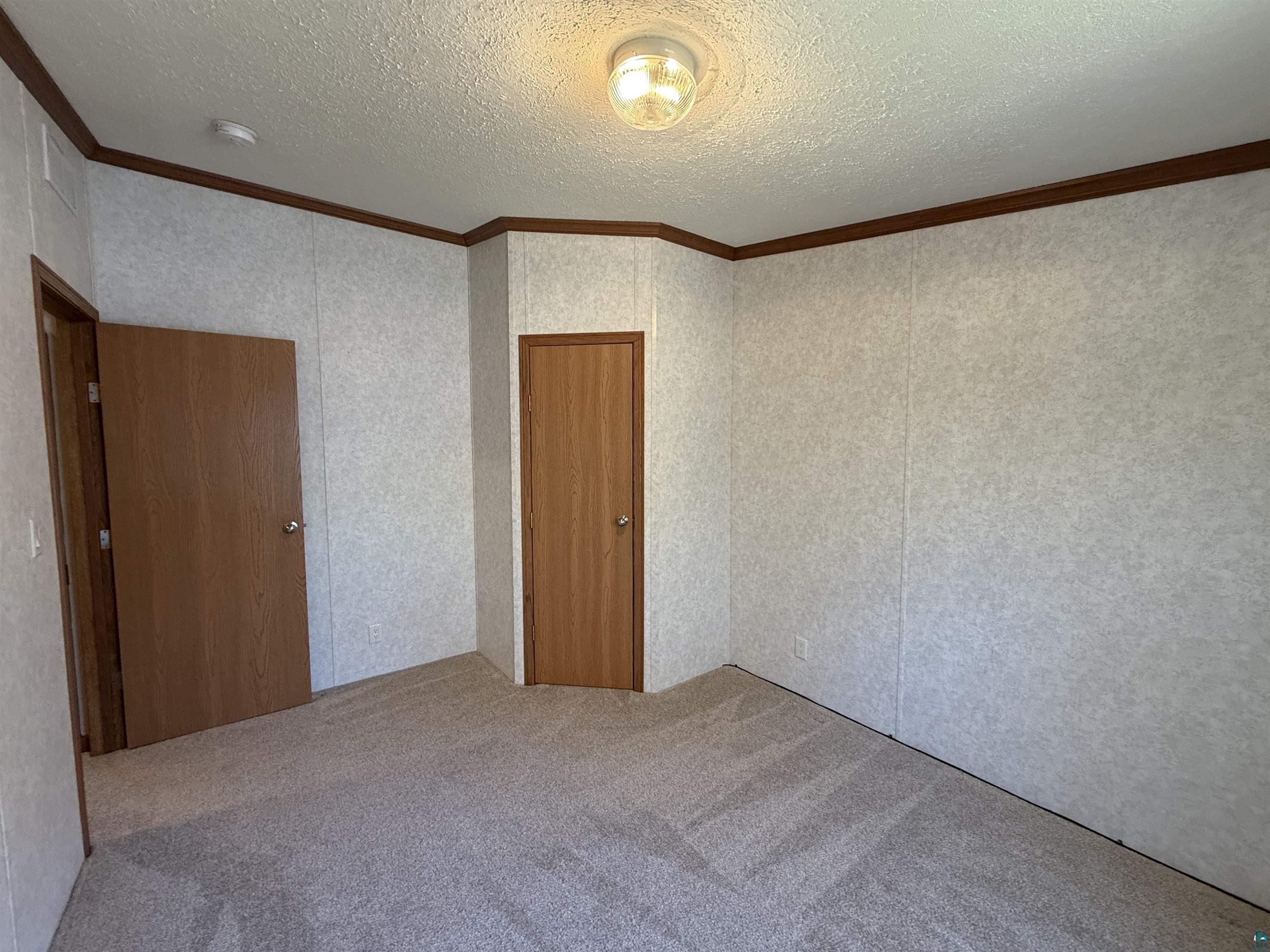 84 Arbutus Dr, Duluth, MN 55810 Listing Photo  18