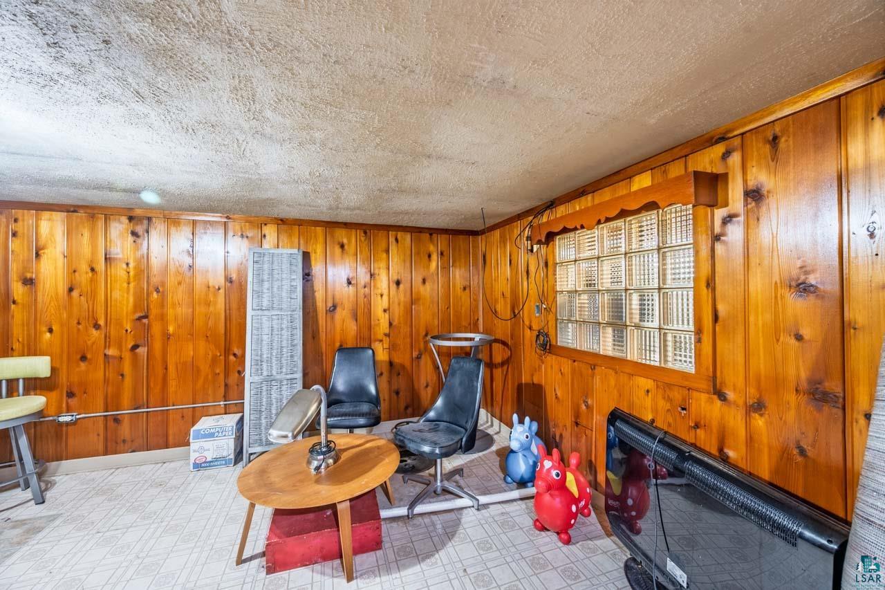 1107 Douglas Ave, Eveleth, MN 55734-0000 Listing Photo  18