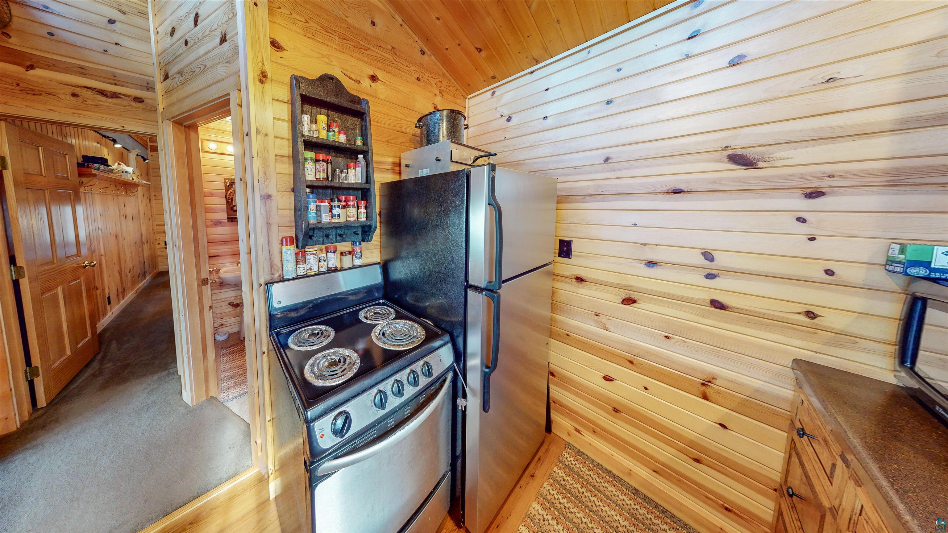 45 S Bearskin Rd, Grand Marais, MN 55604 Listing Photo  12