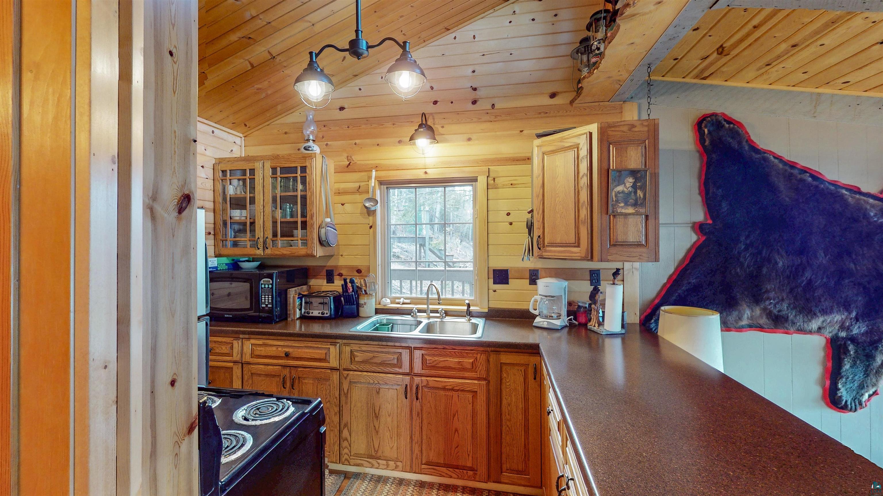 45 S Bearskin Rd, Grand Marais, MN 55604 Listing Photo  3